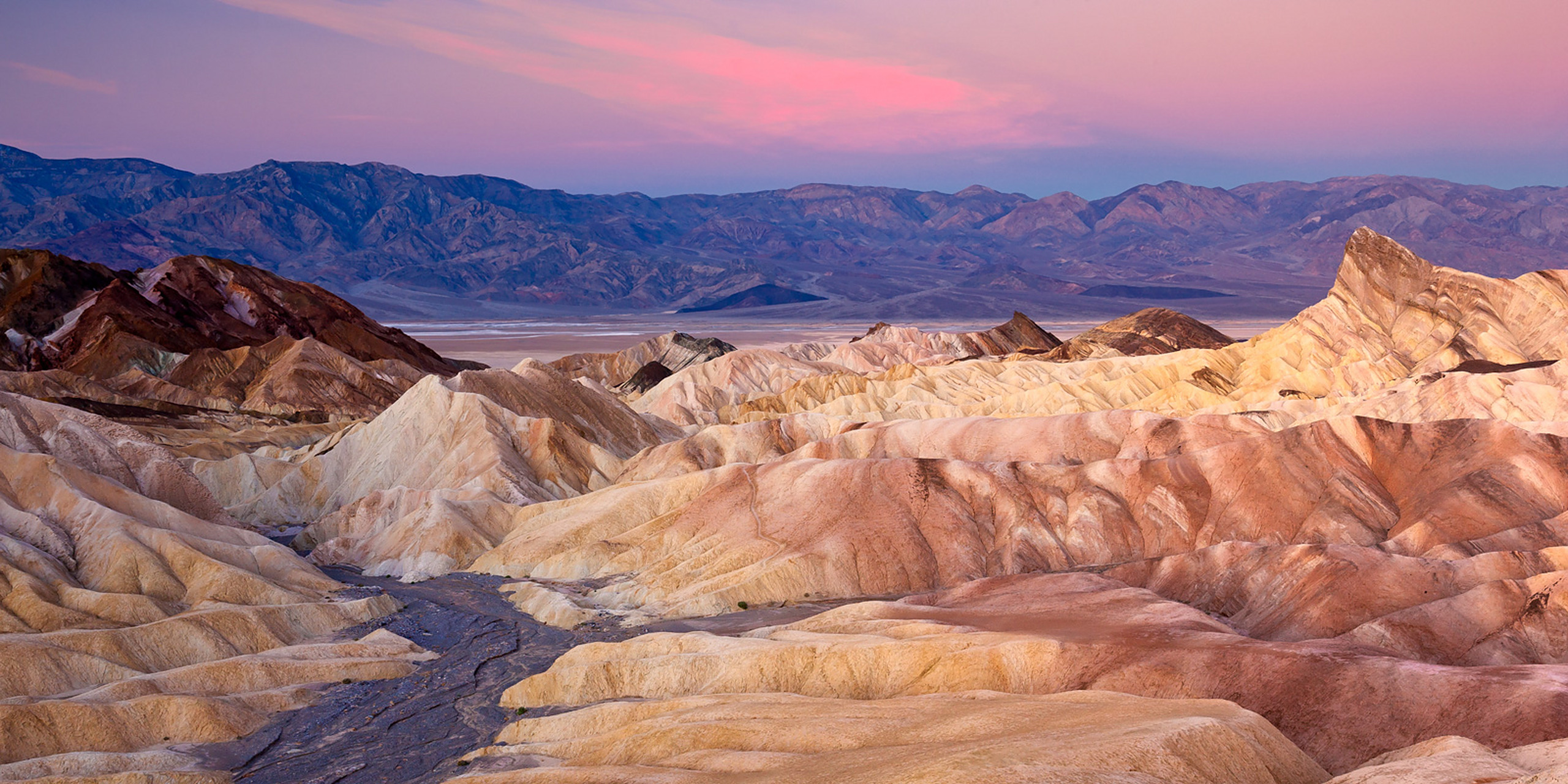 扎布里斯角的加州死亡谷,仿佛来到了另一个星球.