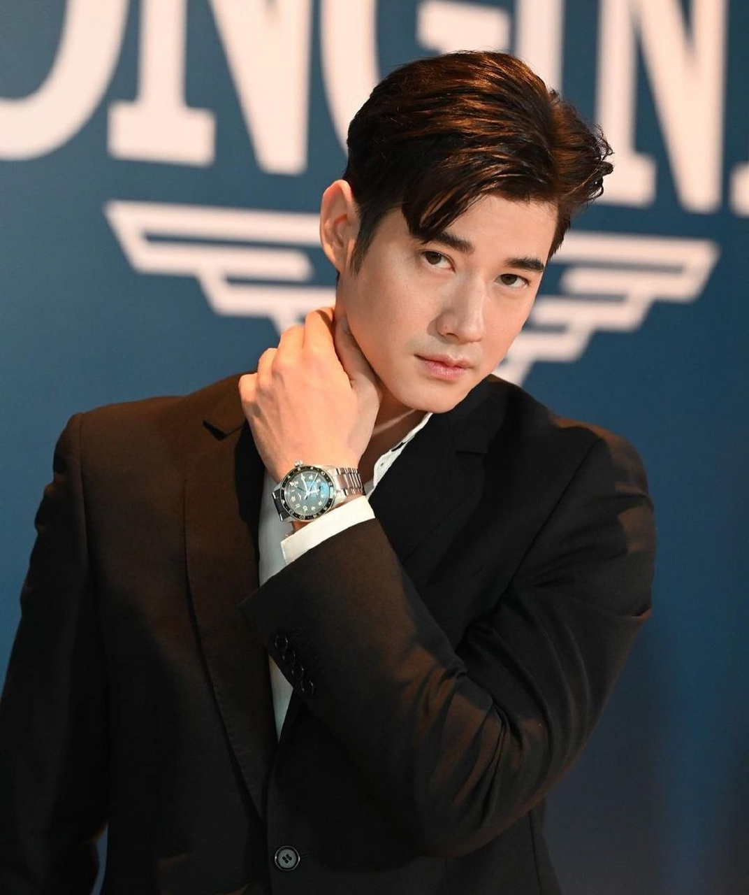 近日,34岁的泰国男演员马里奥·毛瑞尔现身某活动被泰媒大肆报道"