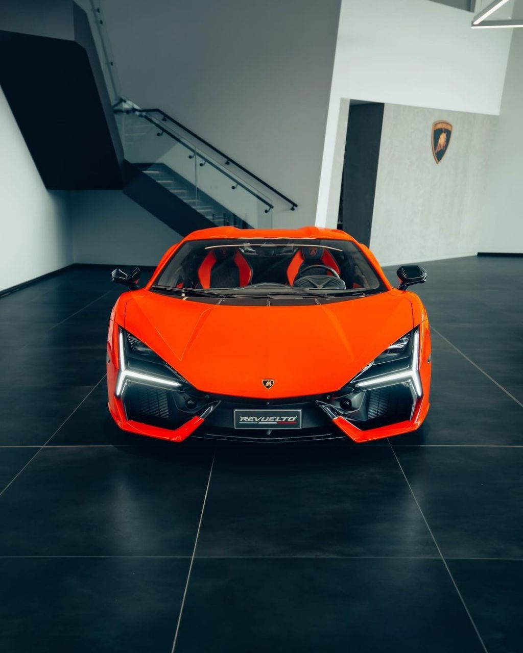 lamborghini revuelto 牛魔王驾临 兰博基尼revuelto  car时尚  豪车