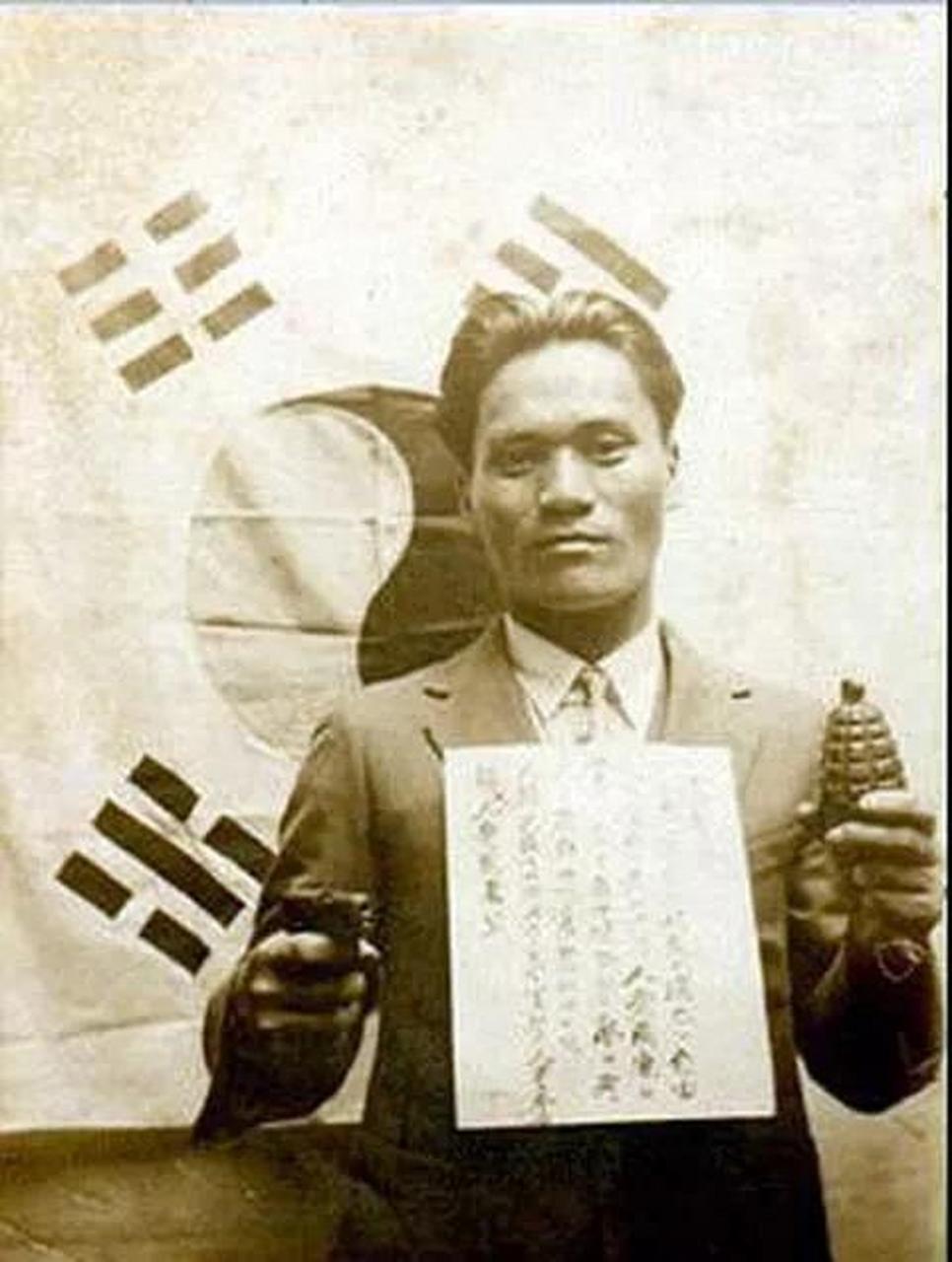 1932年,日本陆军大将白川义则,在上海虹口公园,被韩国人尹奉吉用炸弹