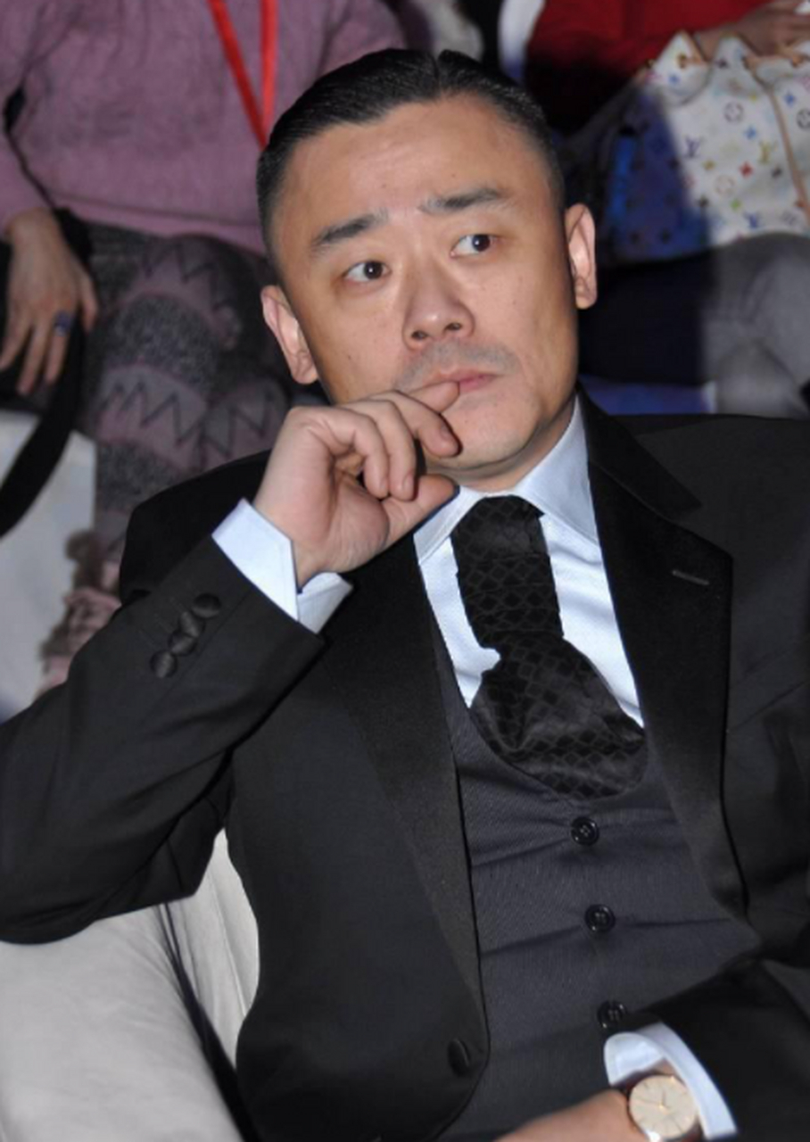 周立波曾被公认为一位实力强大,才华横溢的主持人.