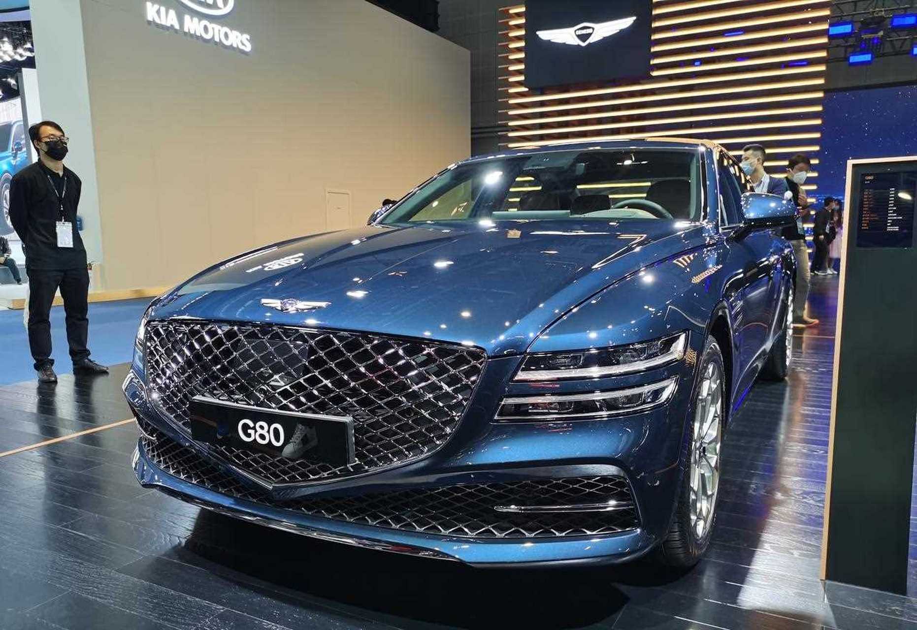 现代集团旗下豪华品牌geness这次在进博会上带来了3款车型:g80,g90