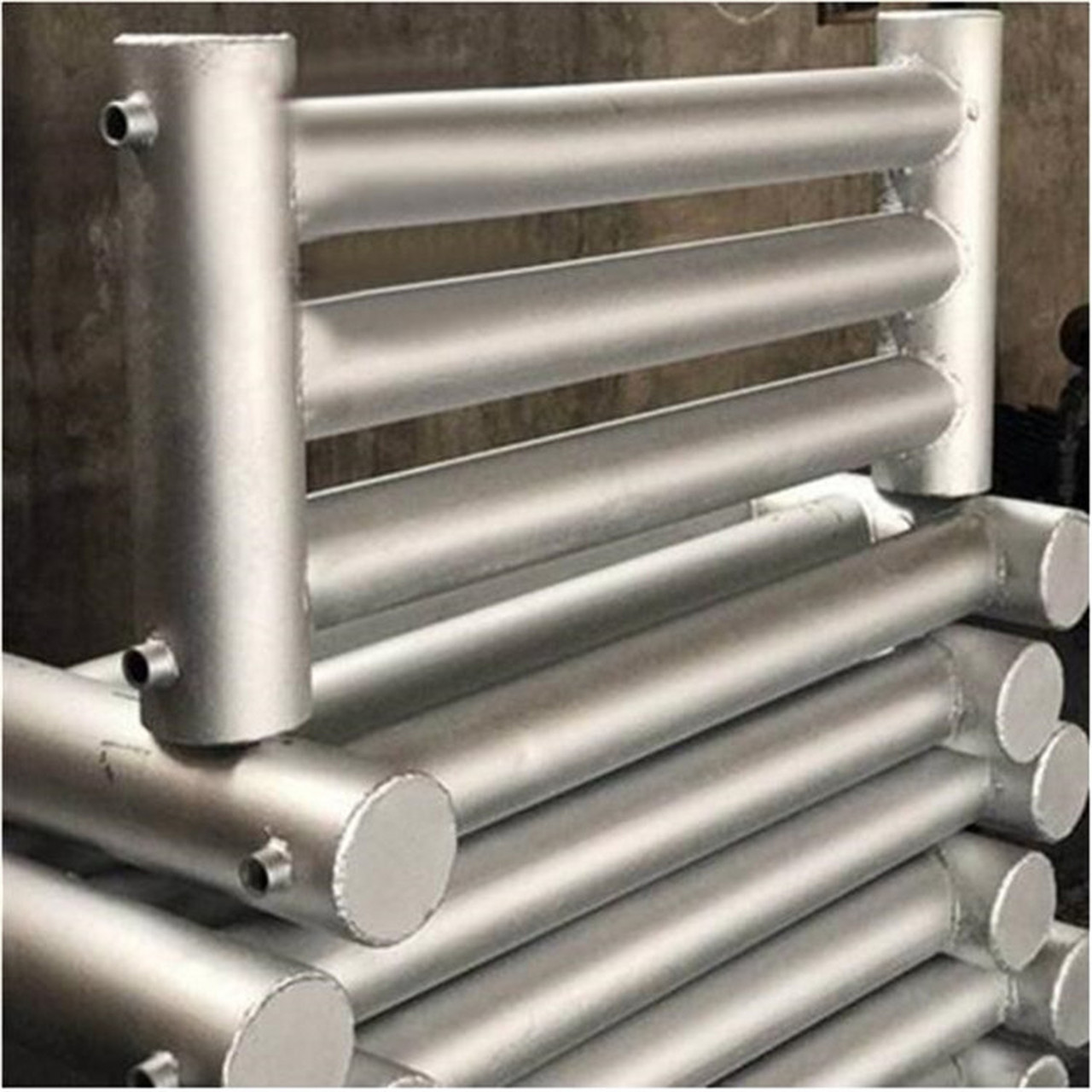 光面排管散热器散热量 光排管是由多根单管与连通管组成,可制成排管型