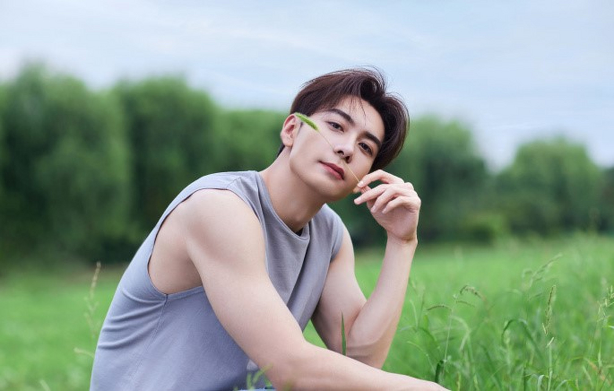 星闻#  陈星旭绿色护眼版~ 硕大的肌肉! #陈星旭