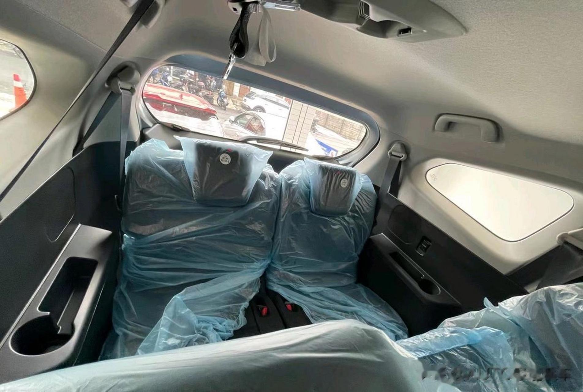 导读:酷似"小汉兰达",丰田rush海外曝光,或售9万,家用suv新标杆丰田