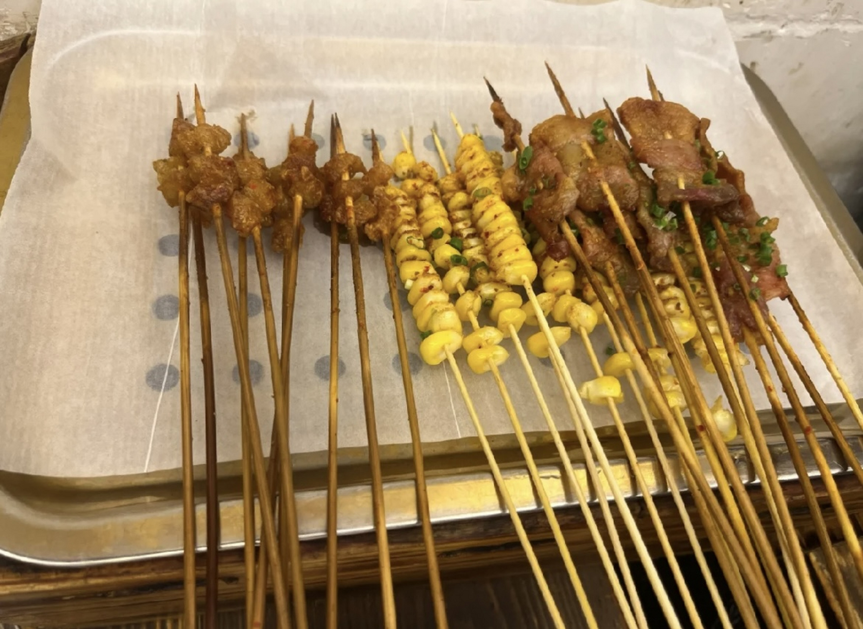 网友:长沙烧烤这里就要60块,淄博要多少啊?