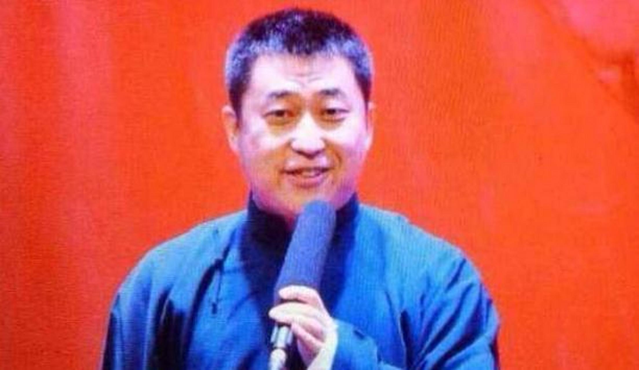 牵连,领导把李鹤林叫到办公室,告诉李鹤林德云社与电视台只能二选一