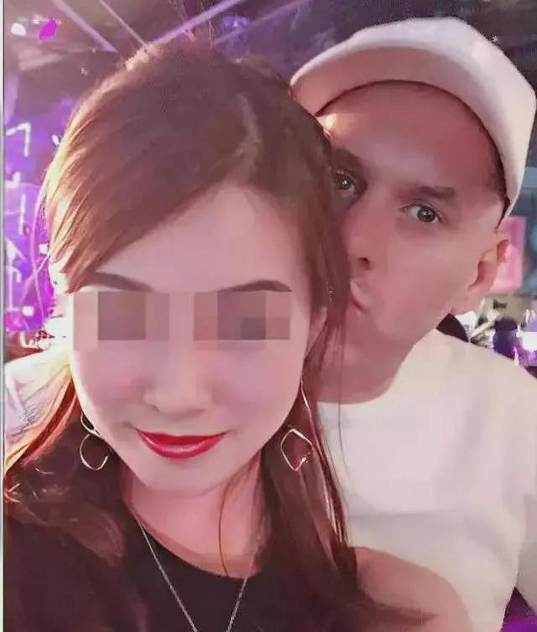 "短短十年时间,他在中国滥交1242名女友,还拍下他们的不良视频在外网