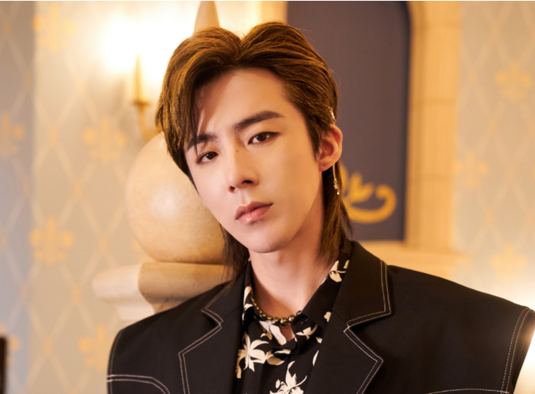 顶流刘宇宁前妻被曝光,颜值不输内娱女星,当事人回应真相 刚在微博之