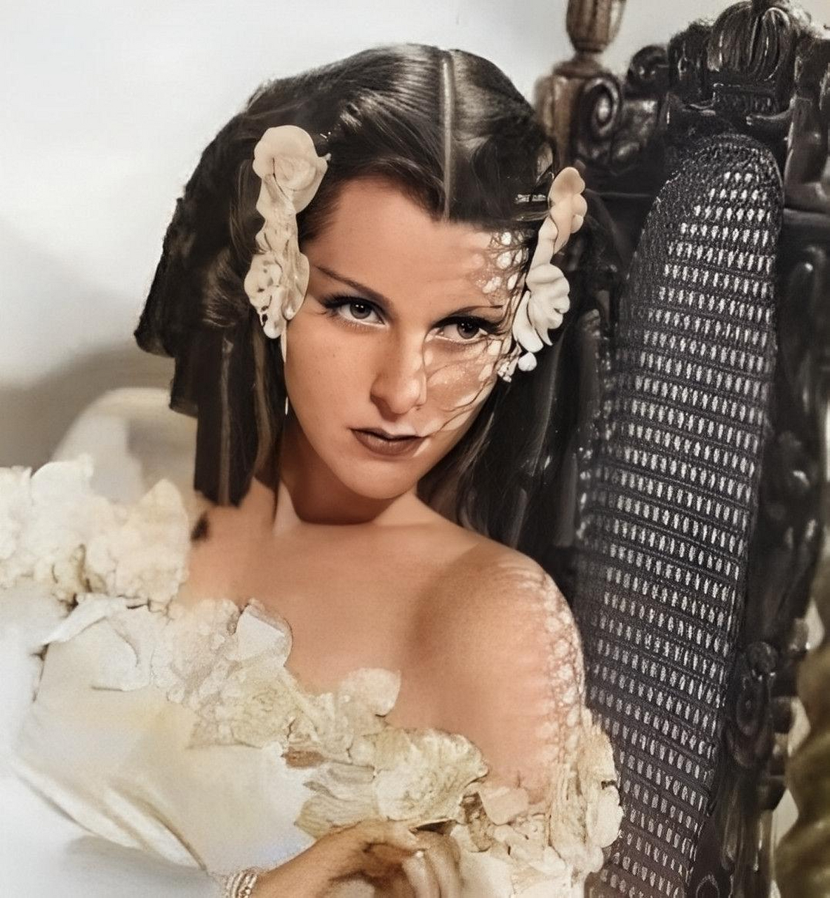 1932年,《wifi之母》海蒂·拉玛拍了一部大规模的电影,遭到了全欧洲的