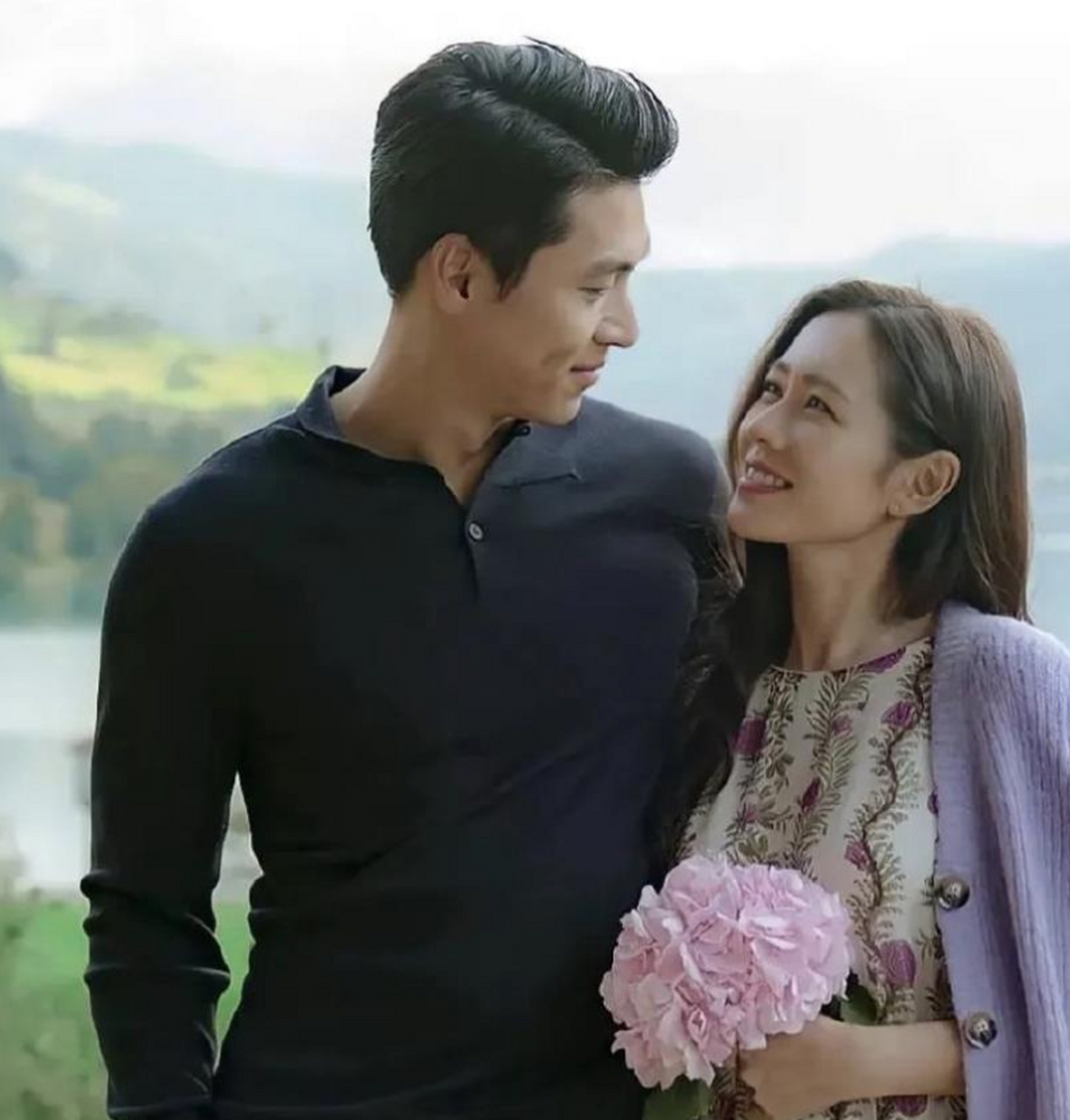 近日,韩国著名演员孙艺珍和玄彬为儿子举办了周岁宴,庆生现场照曝光.