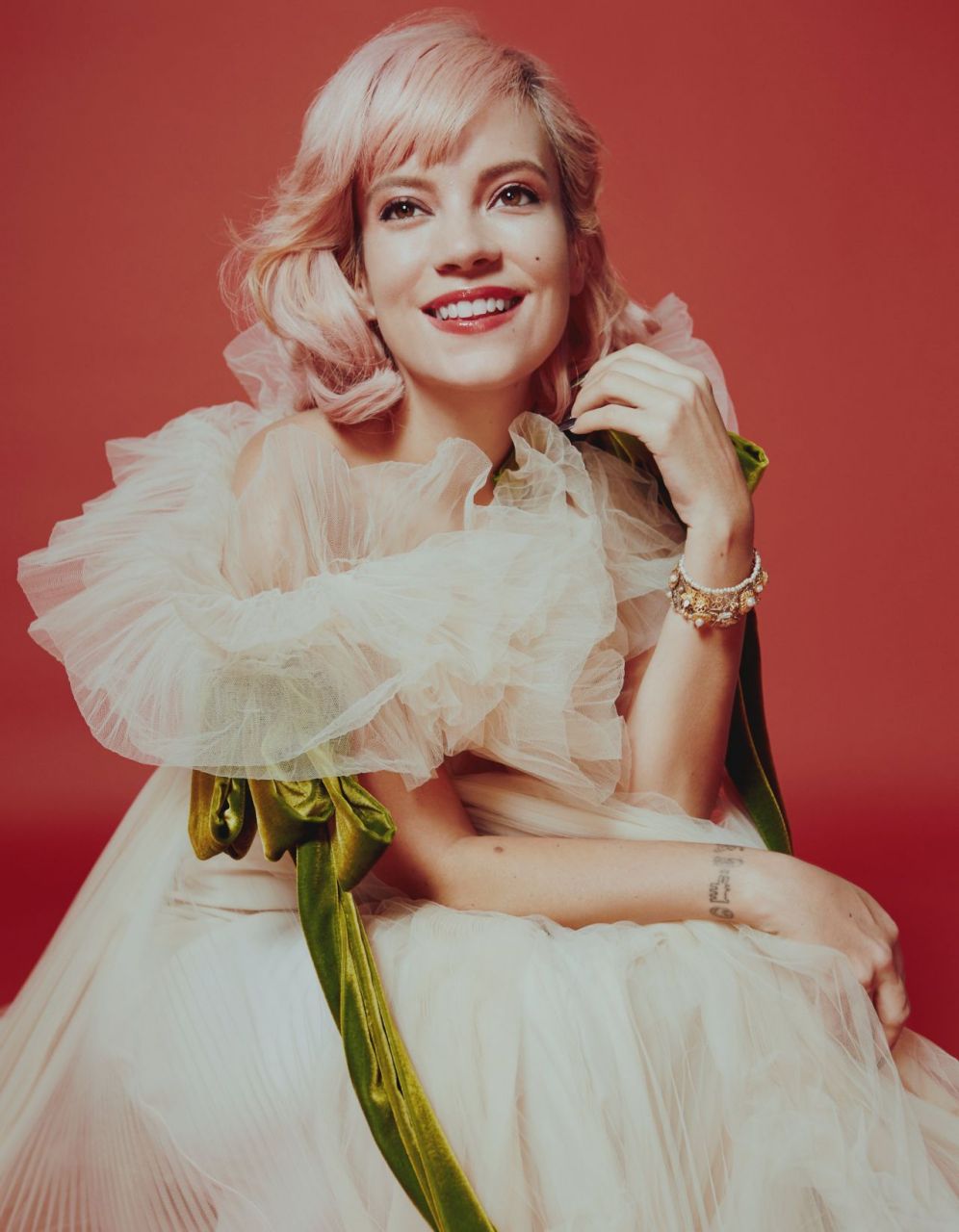 lily allen 2018年paper magazine 大片,有点像
