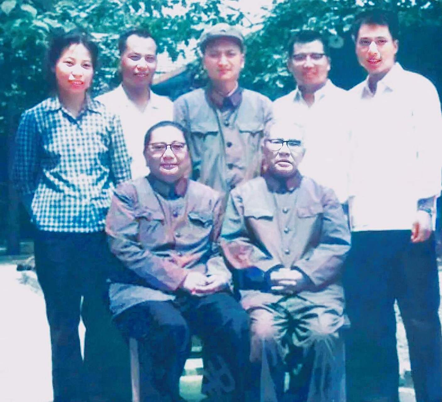 60年代,朱良才和子女