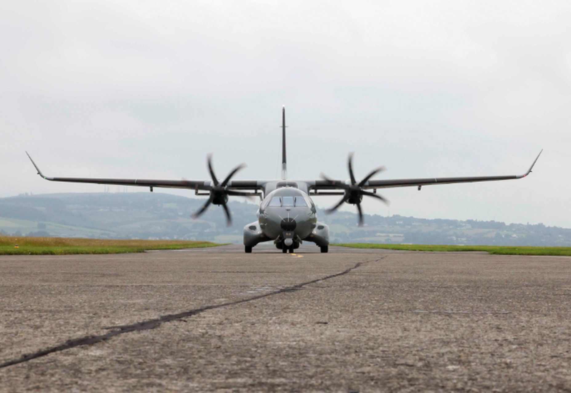 近日,爱尔兰空军发布c295海上巡逻机(msa)照片.