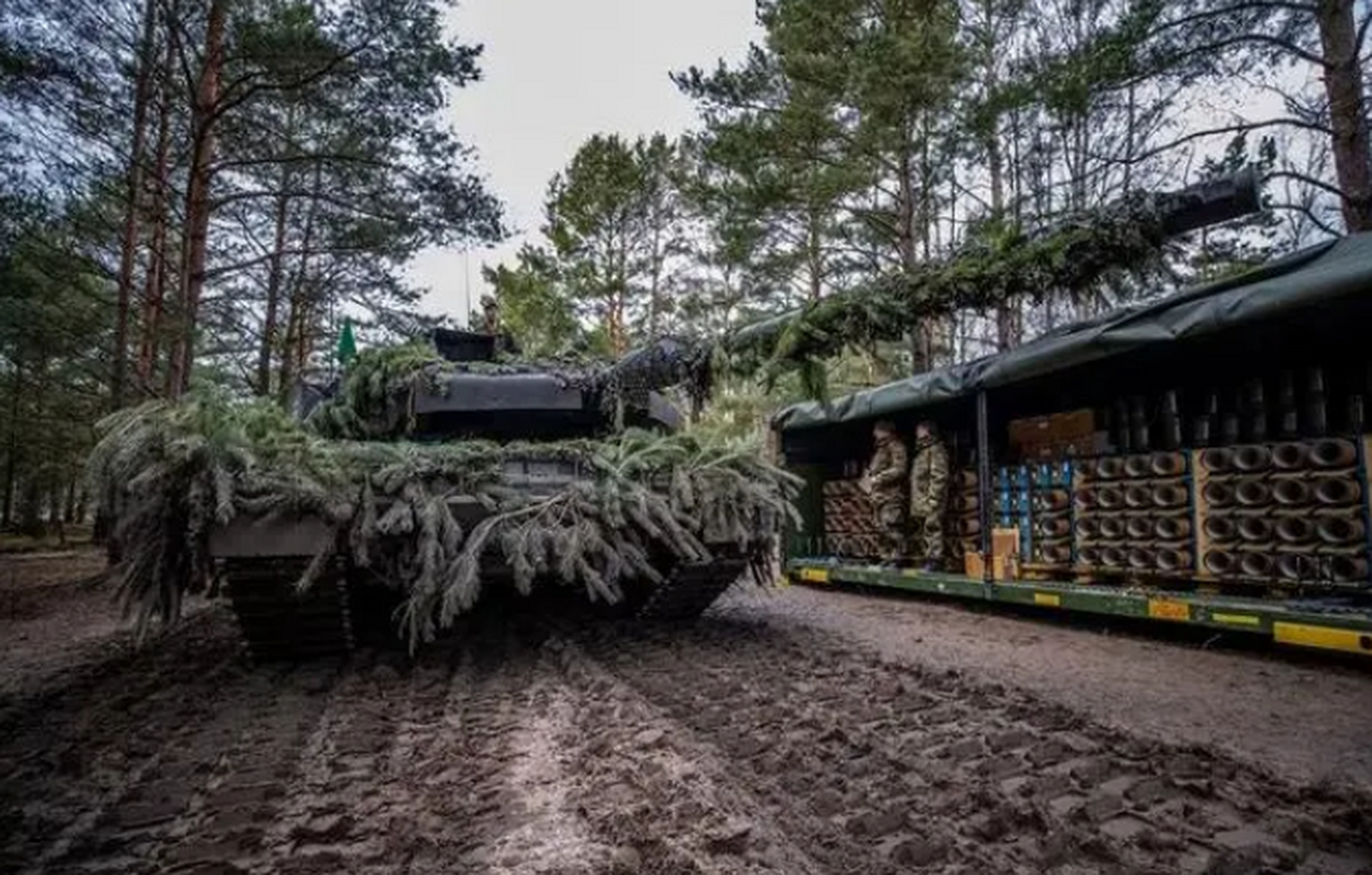 德国第393坦克营实弹训练 豹2a7v全新亮相 检验菜鸟车组的实力,德国