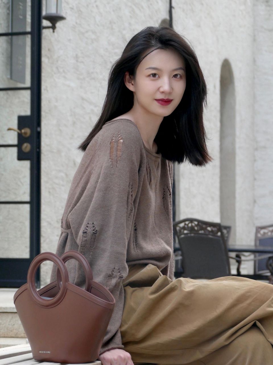 油画院散步 自然淡雅 朴素大方 周末和朋友去油画院 今天这套大地色系