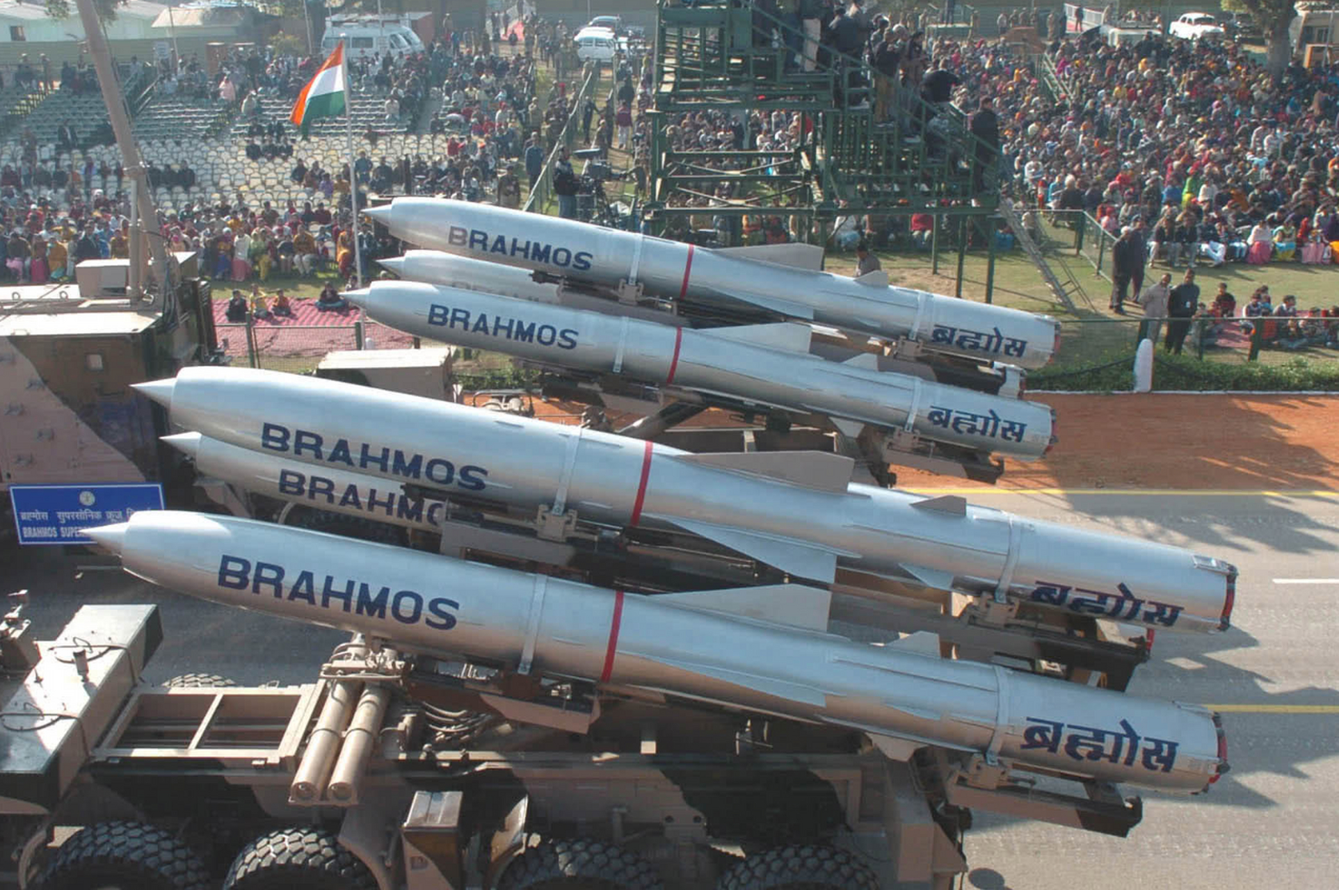 布拉莫斯导弹运动方式图片