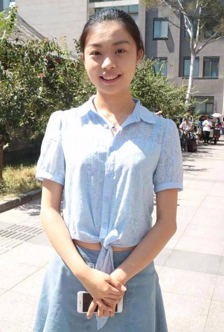 华师一附中王煜焜高考697分,被班主任称赞是教书40多