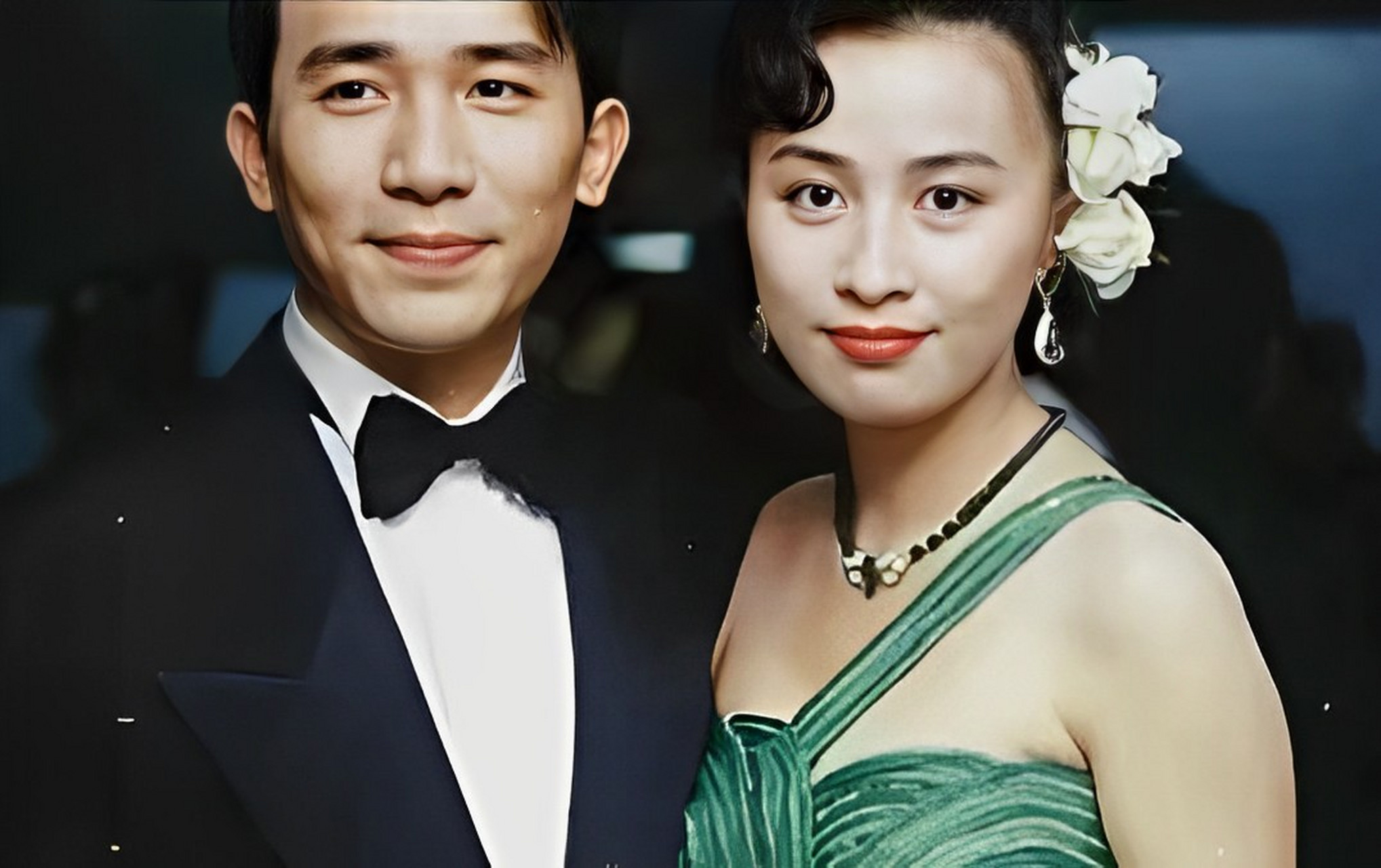 梁朝伟和刘嘉玲的旧照是真的很养眼,那个时候各自都很青涩,仔细一看
