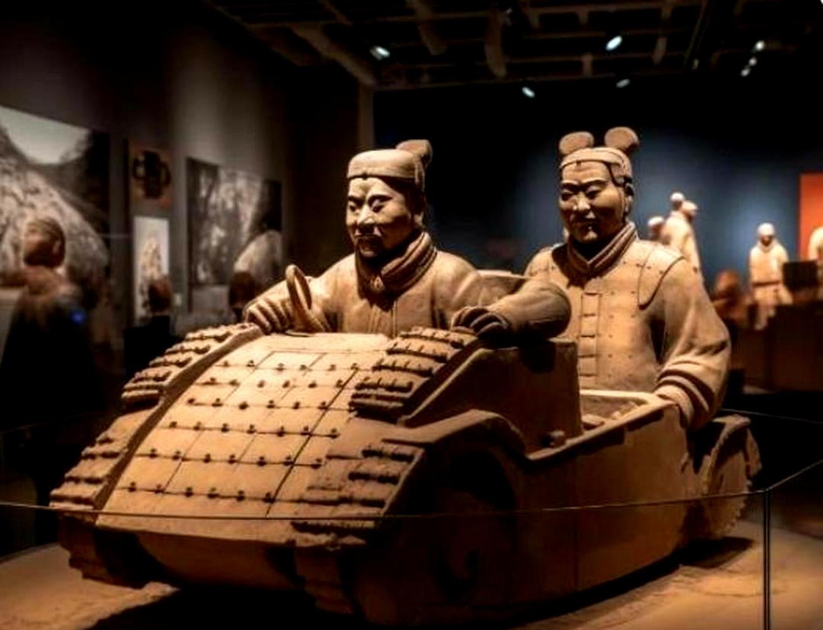 这个兵马俑看起来太现代化了,我怀疑它是假的.