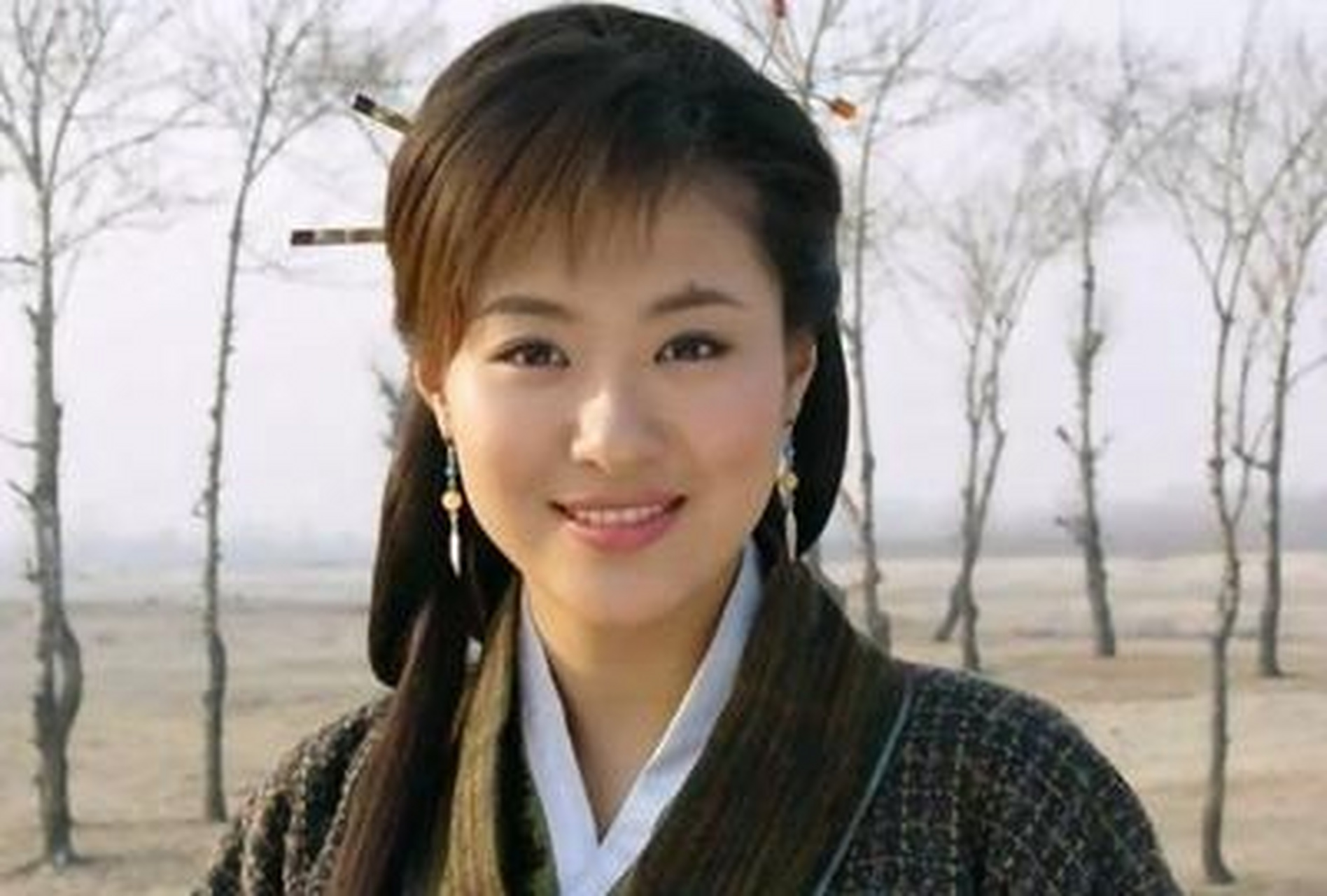 当时的沈傲君年轻貌美还活力四射,大家都很喜欢镜头前这个光芒万丈的