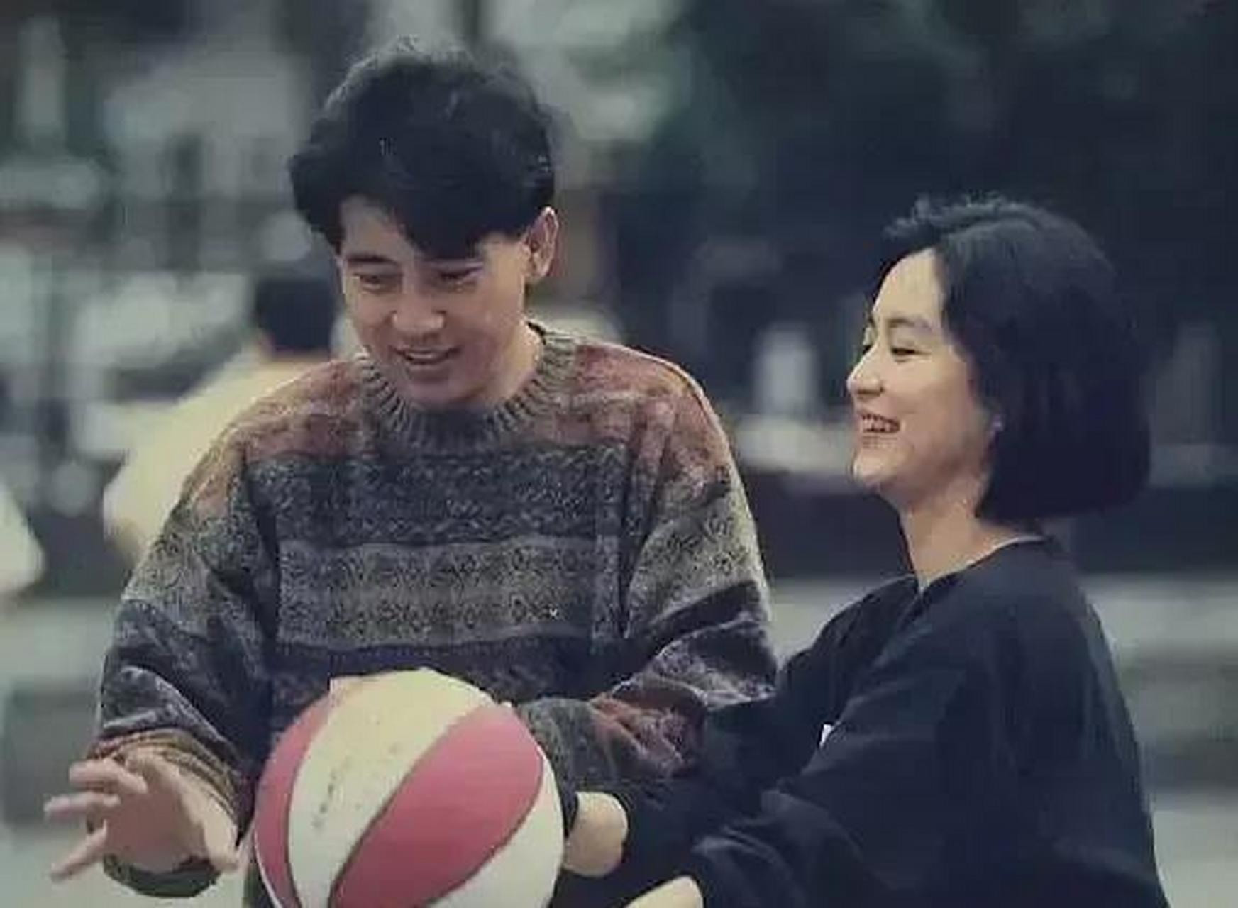 花甲之年的林青霞,被爆富商老公婚内出轨,包养小三.