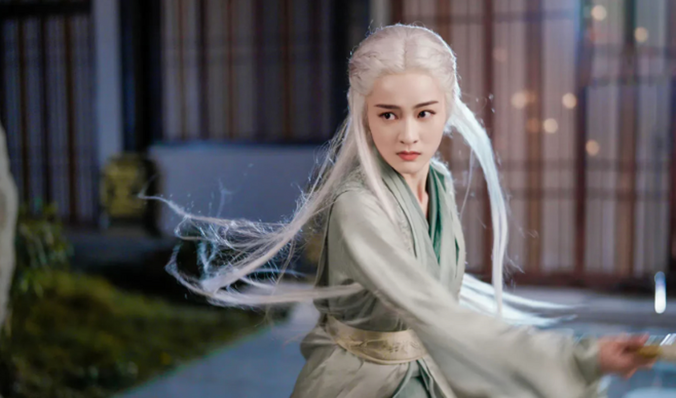 公元前225年,秦王嬴政将16岁的华阳公主,许配给70岁的王翦,命他们在