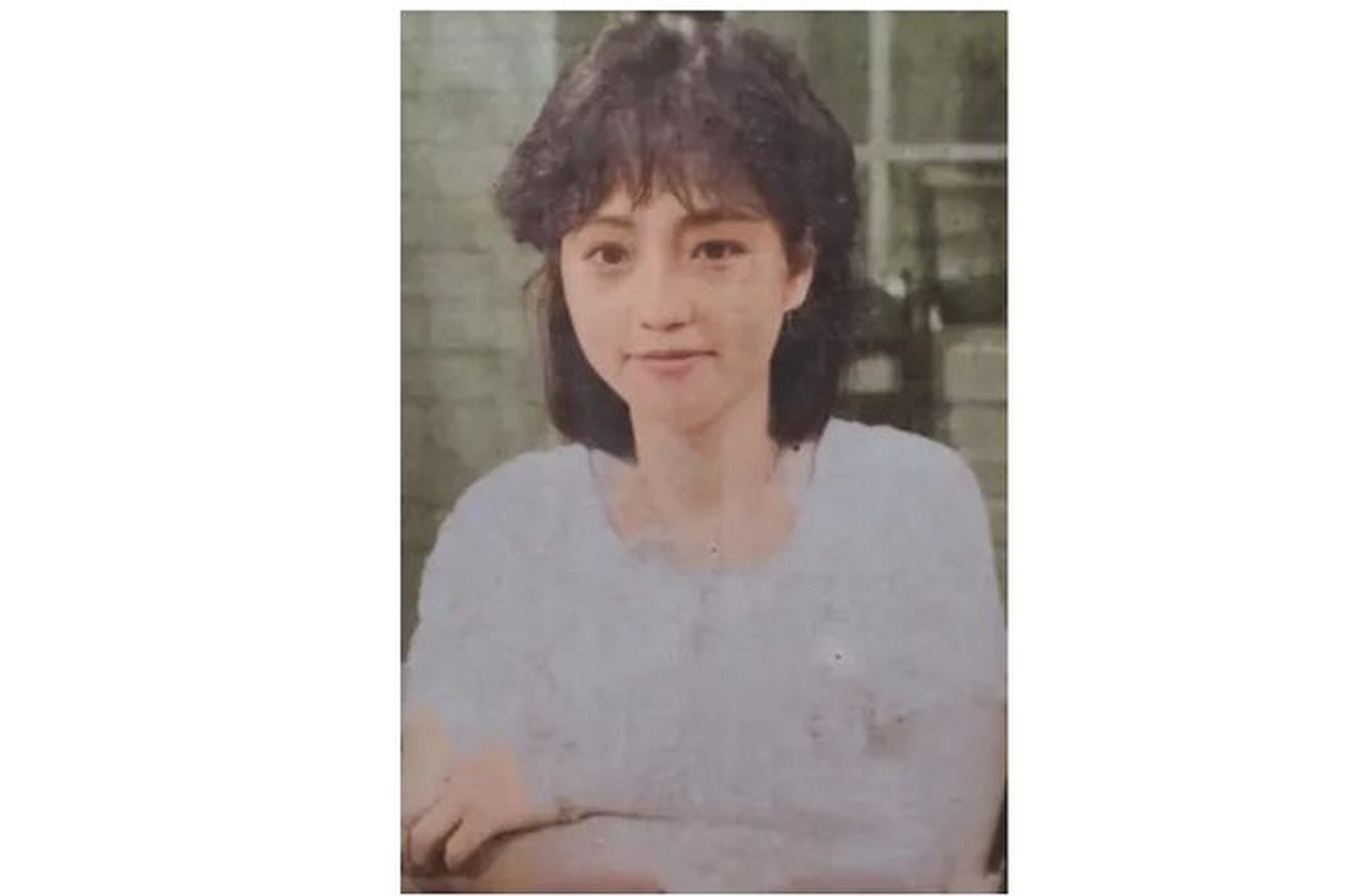 在1985年,"石榴姐"苑琼丹还是一位年轻的美女,一张旧照片展现了她的