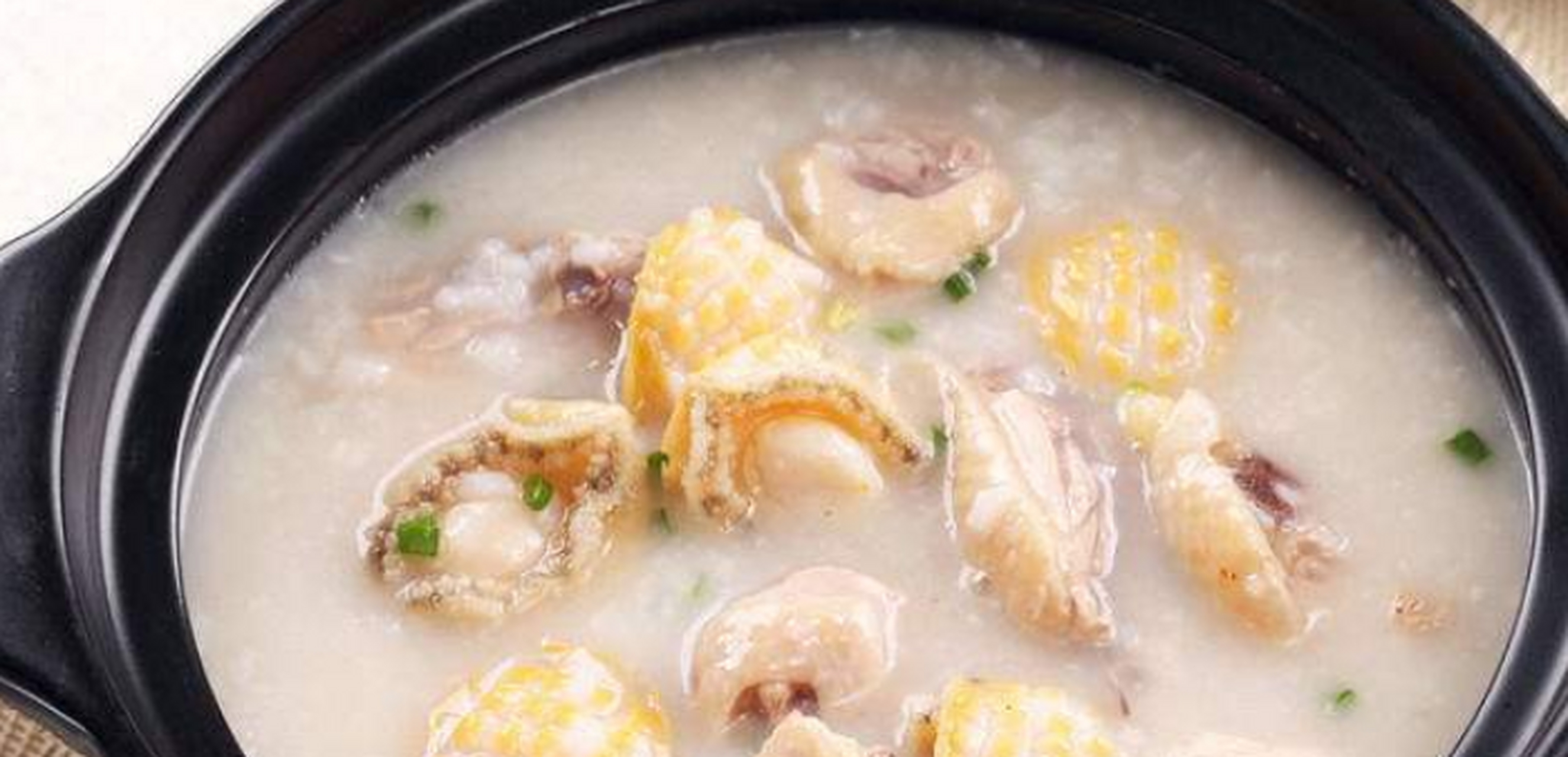 鲍鱼滑鸡粥[撇嘴 原 料:大米250克,鲍鱼2只,鸡脯肉100克,胡萝卜50克