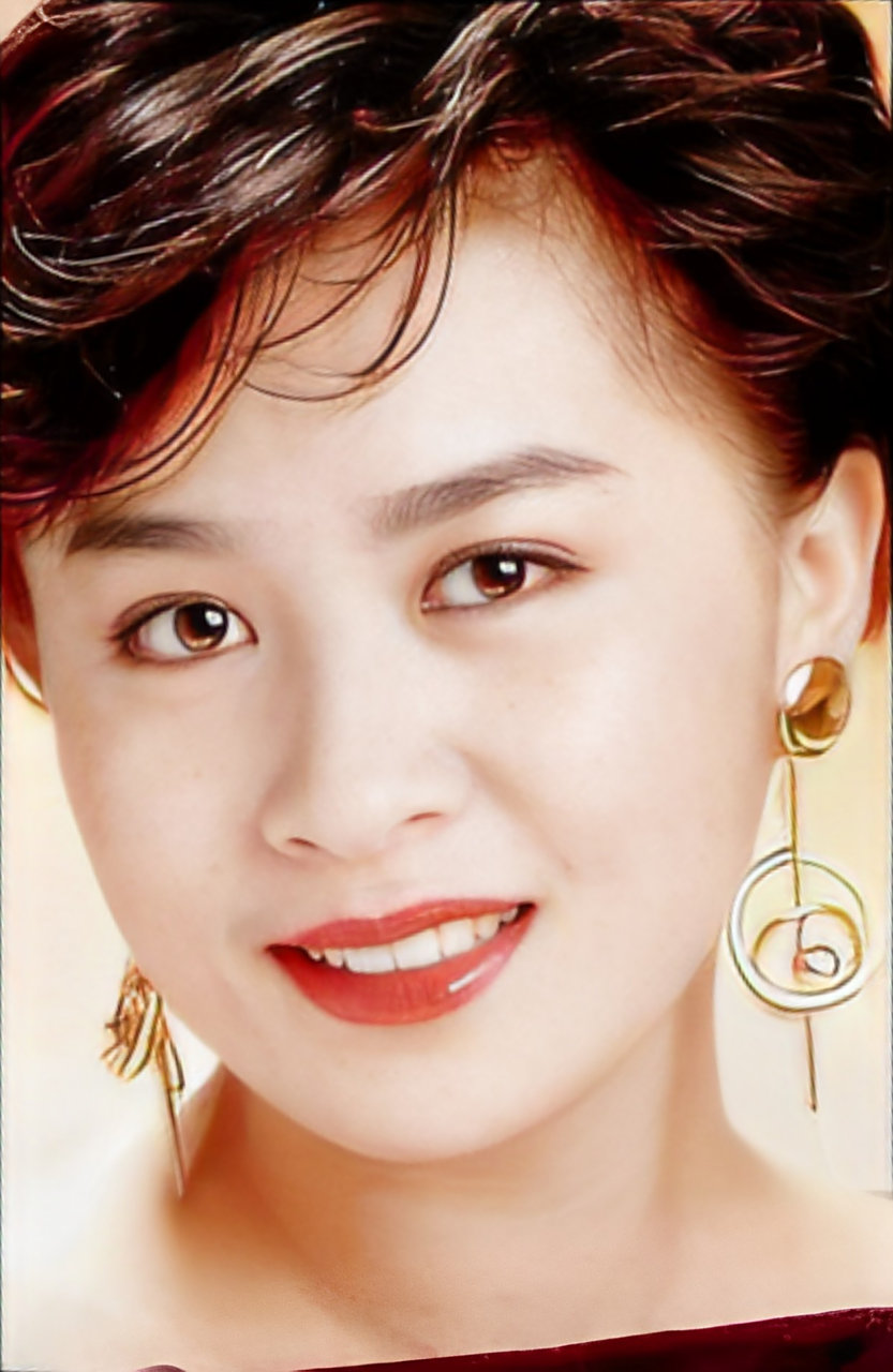 刘嘉玲,年轻时真美! 每个人都知道,58岁的嘉玲仍然像女孩一样美丽.