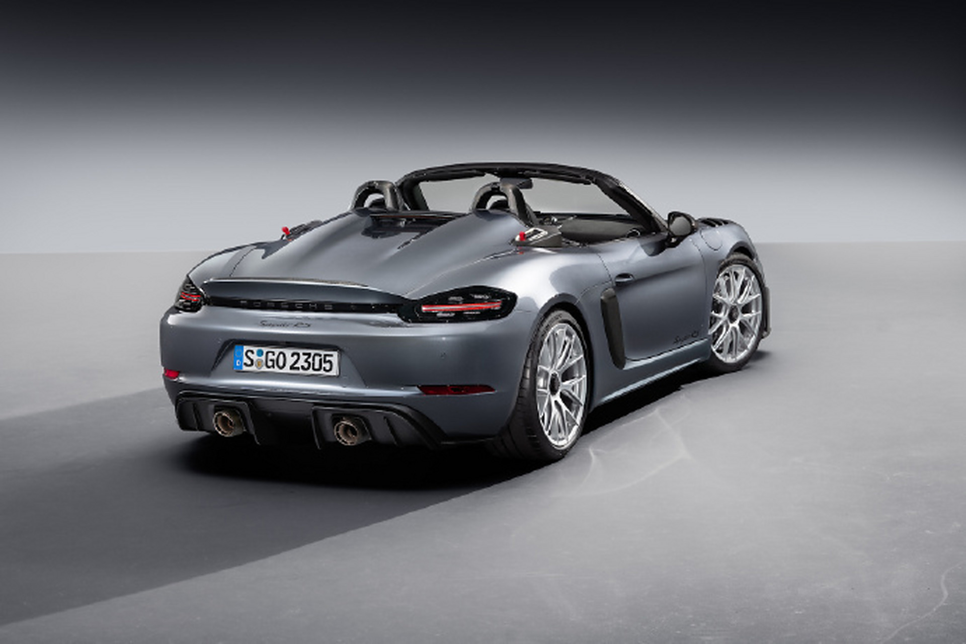 保时捷718 spyder rs首发亮相,作为保时捷最强性能版本718敞篷跑车