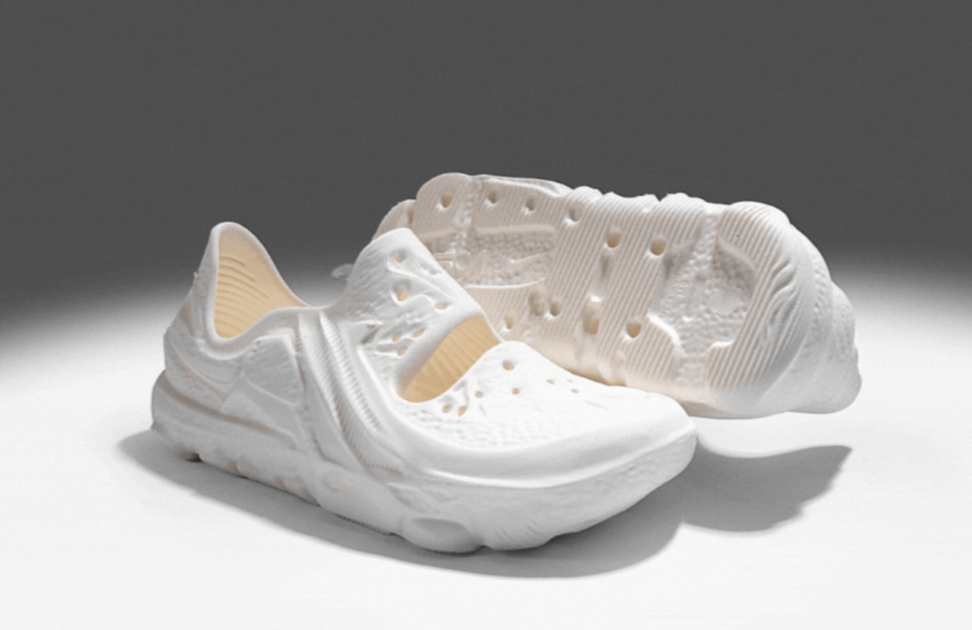 nike ispa universal从 air max 270,zoom type 和 solarsoft htm