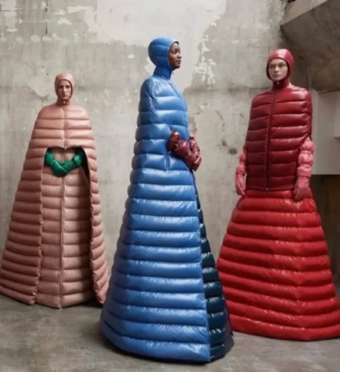 这么大的羽绒服一定很保暖吧![大笑][大笑]#搞笑