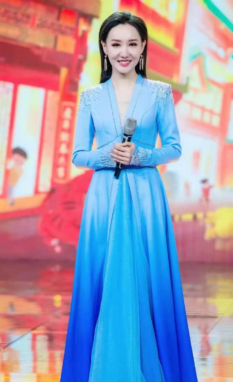 山西广播电视台山西卫视美女主持人张靓婧icon