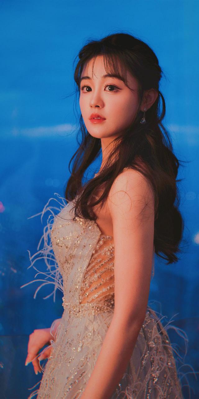 陈芳彤来自福建省新生代中国内地影视女演员,毕业于