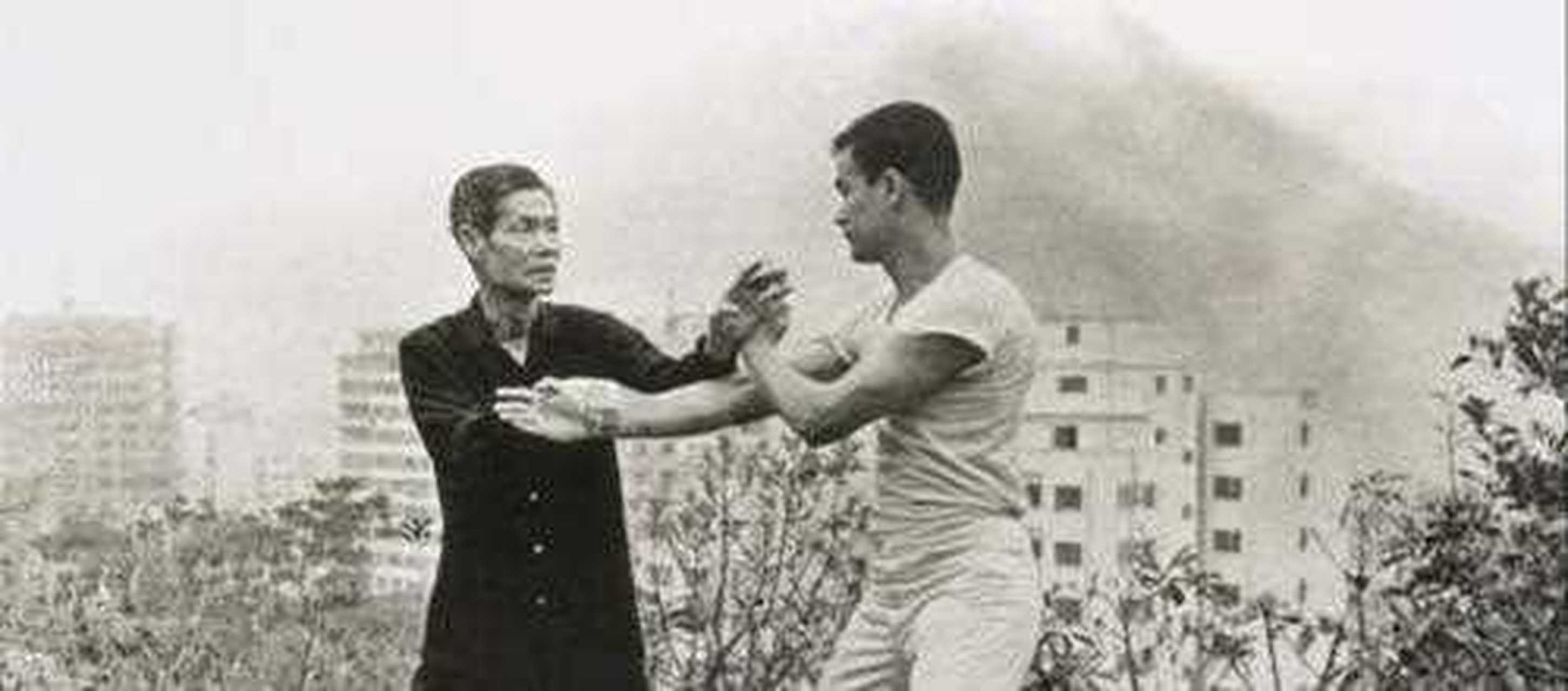 启蒙之师——李海泉