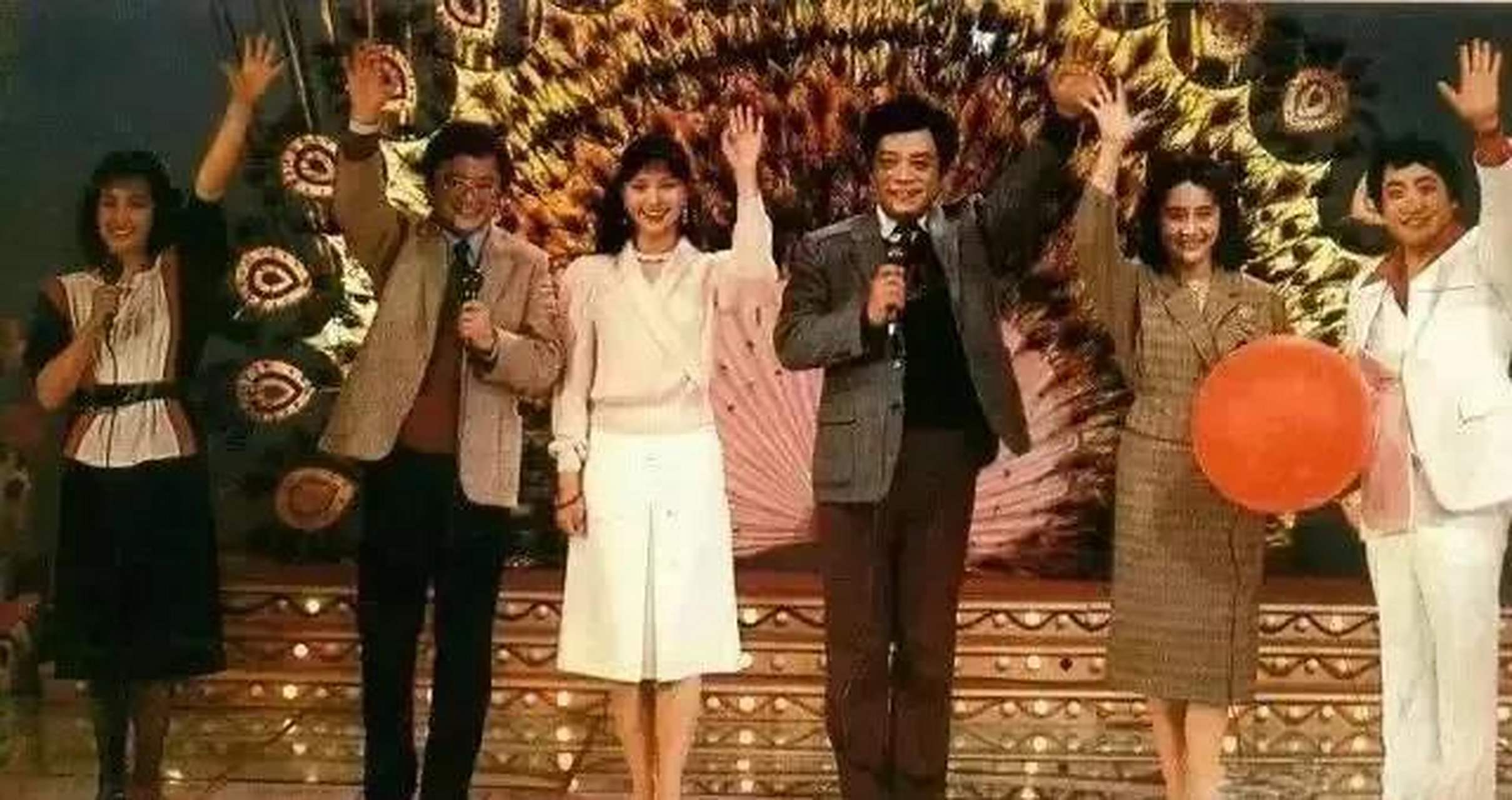 领动计划# 1985年,春晚主持人阵容,够强大.