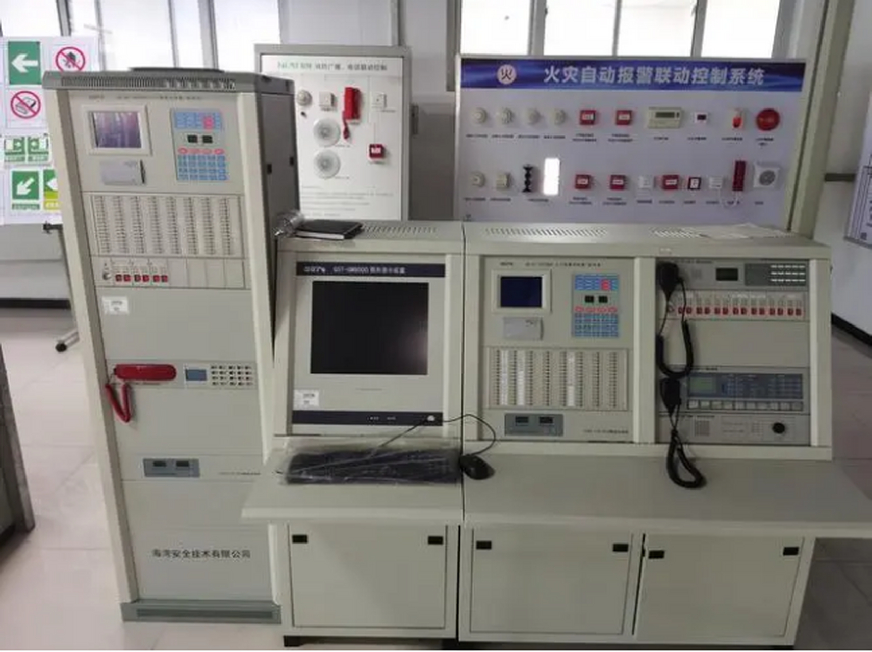 作为火灾自动报警系统的控制中心,火灾报警控制器具有多种功能,釉以
