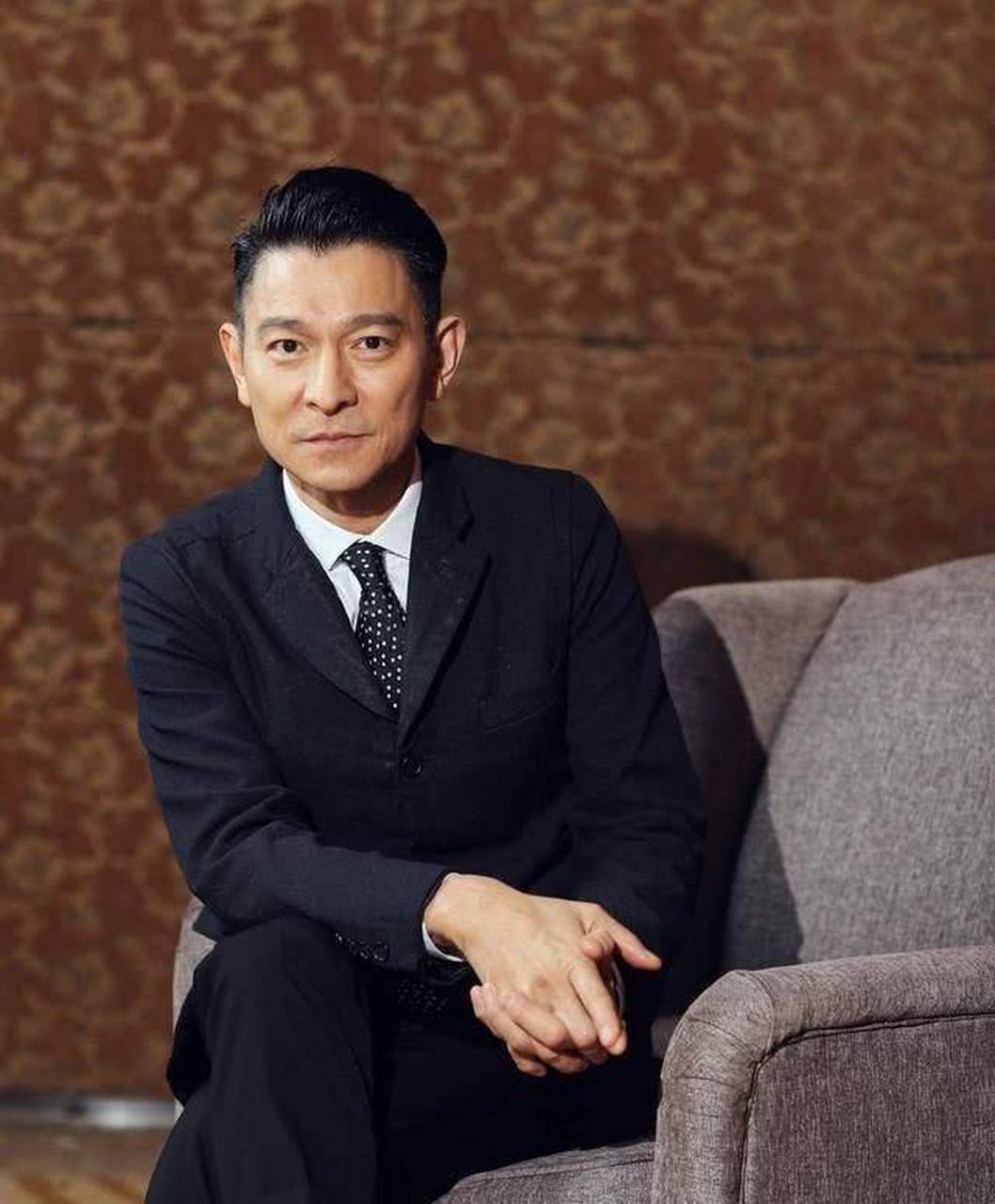 刘德华片酬曝光,和张子枫差不多,仅倪妮五分之一,这也太便宜了!