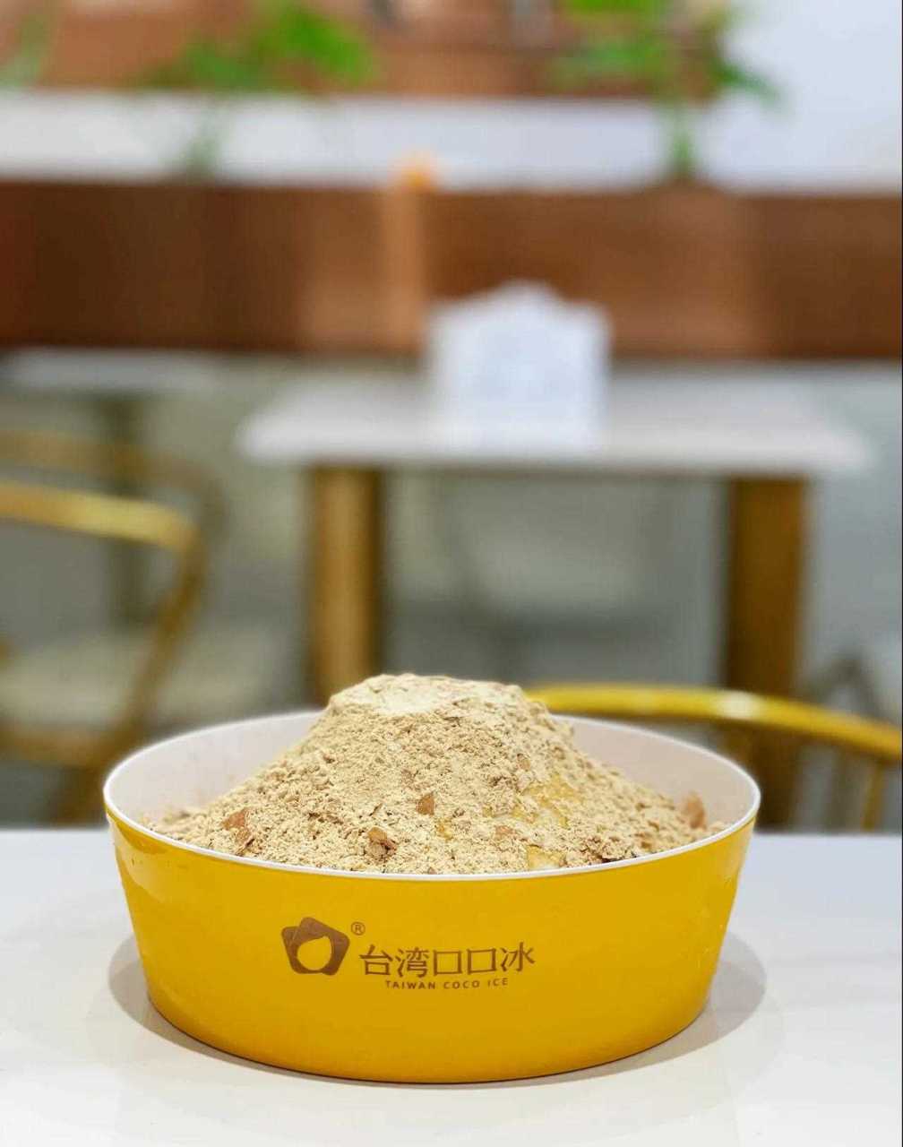 在同安的钟楼对面是同安的步行街,也是每次必逛的地方.