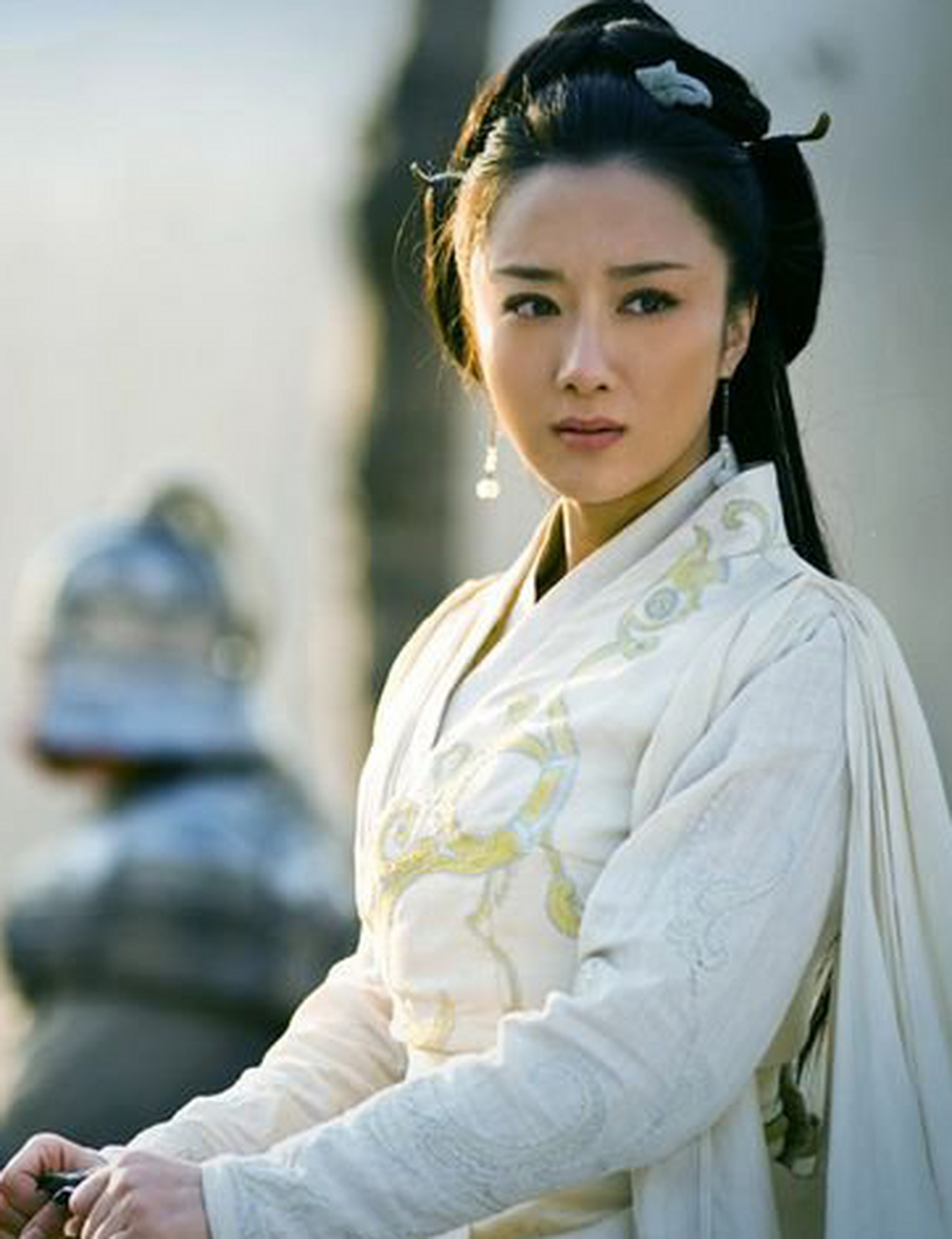 我们宁愿虞姬是自杀而亡的,而非被刘邦活捉的.