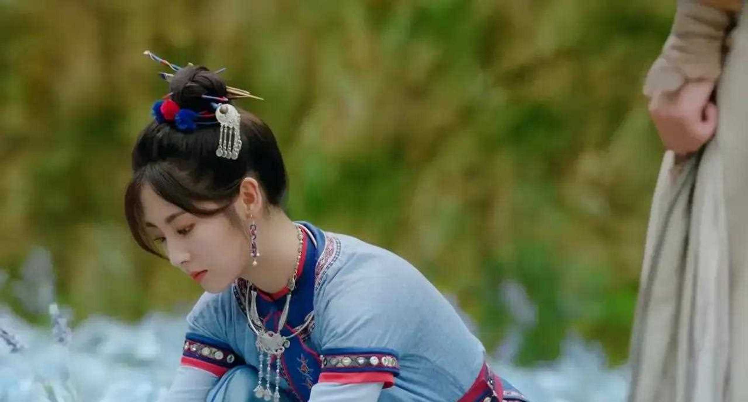 [奸笑]邢菲演程灵素真是一大败笔,程灵素是金庸笔下所有女主角中最丑