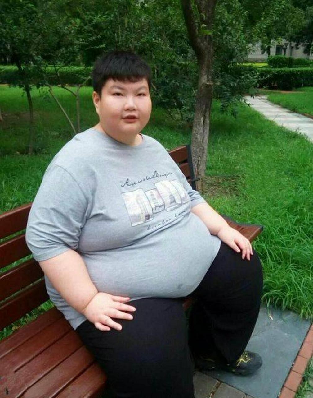 那个14岁就有300斤的江西小胖徐周磊,已经去世两年了!