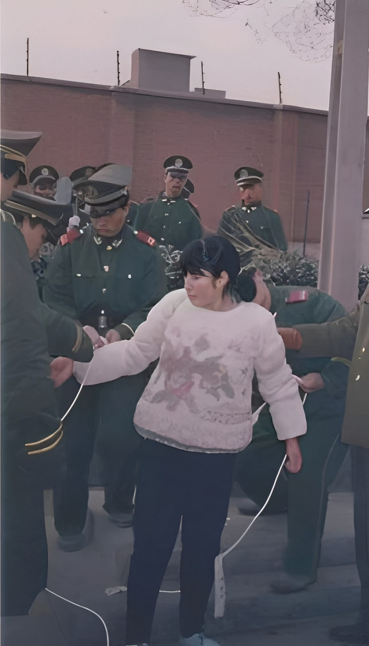 女法警死刑图片