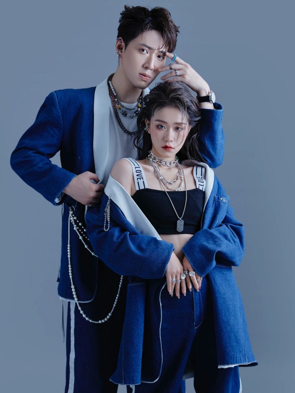 情侣写真超拽的克莱因蓝西装酷飒感  我想拍&了解扣1 邂逅神秘的克莱