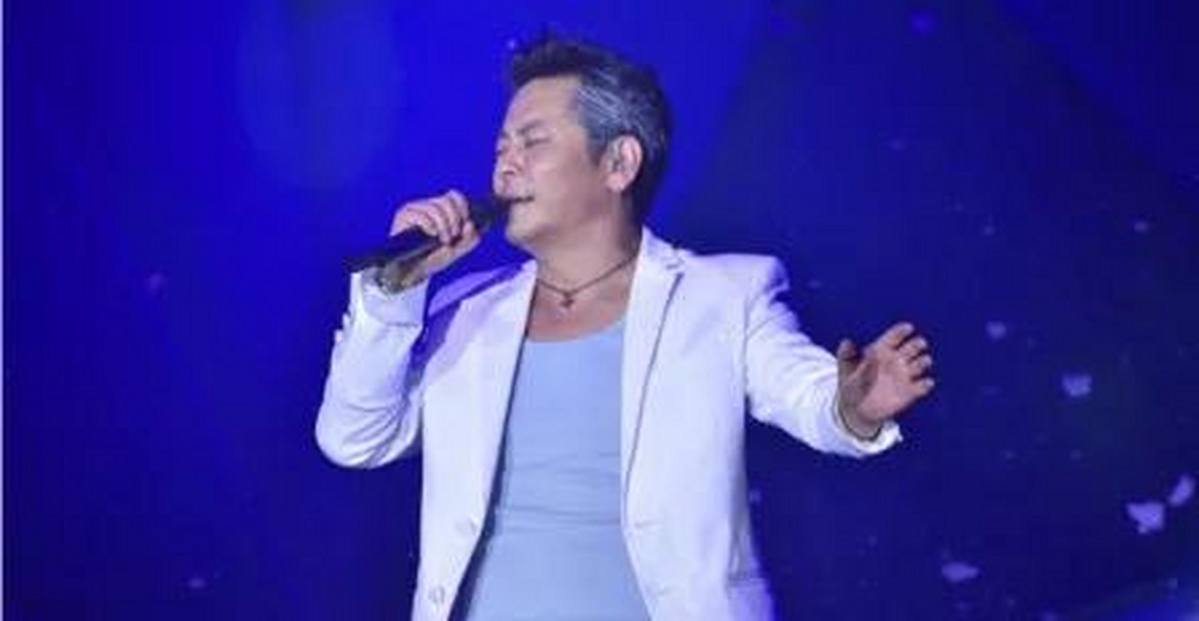 gif创作人# 王杰:"当年,我唱《浪子》 成名的时候无敌 , 没想到他们