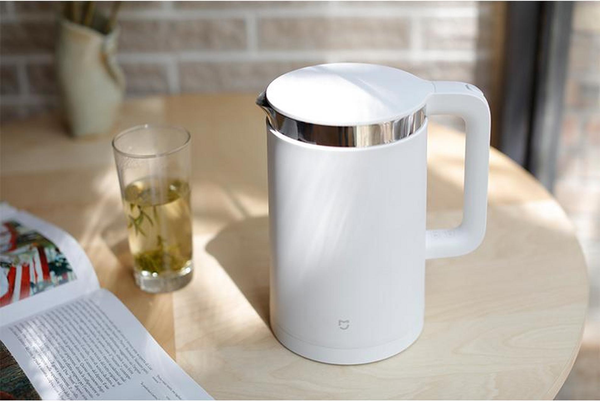 米家恒温电水壶,水温自由控制,无论是泡咖啡,还是泡绿茶,红茶,让水温