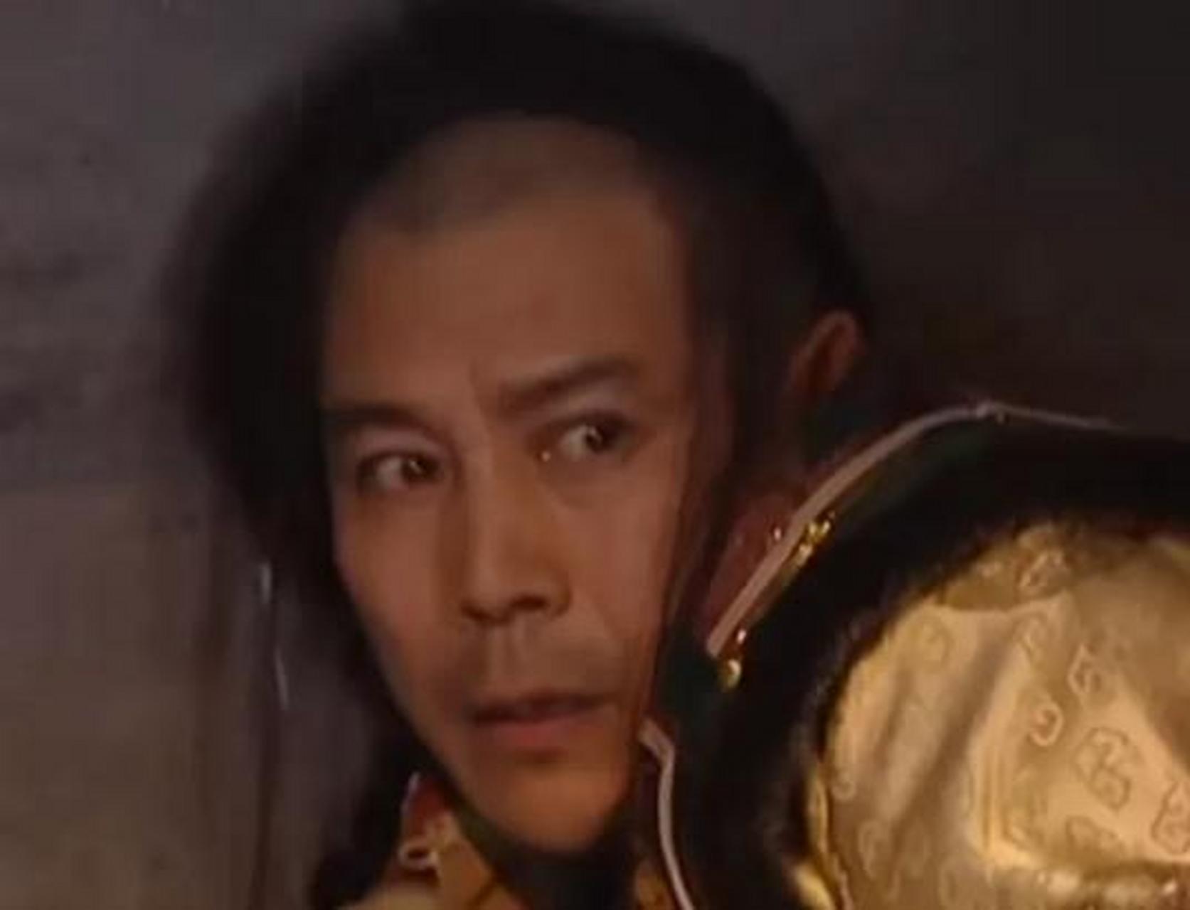 《雍正王朝》中,太子被废预告,大阿哥明目张胆地落井下石,被康熙骂得