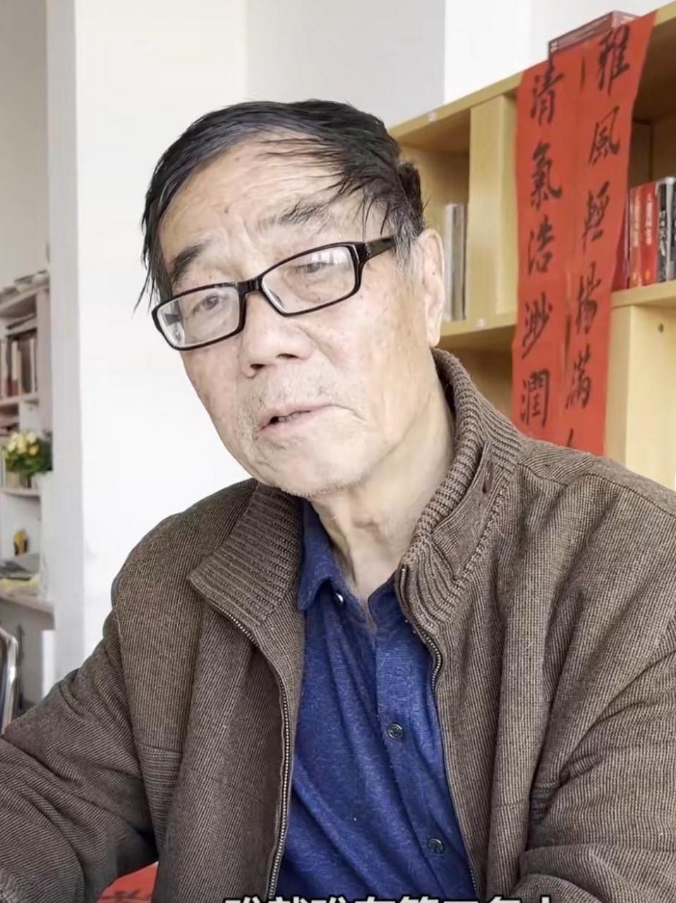 济南72岁老人出绝世上联,45年无人破对,悬赏1万元求下联 最近这段时间