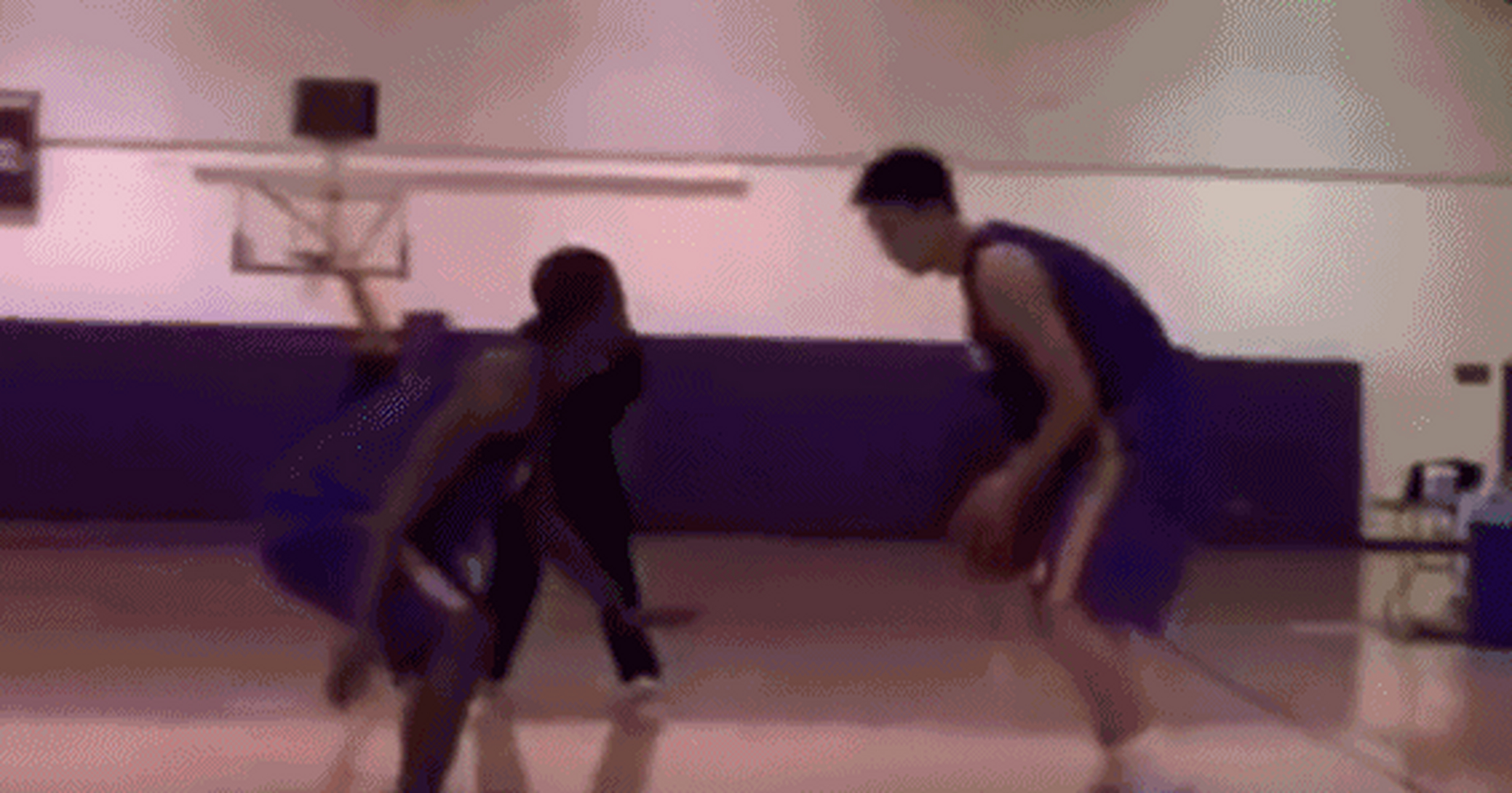 体育gif:孙悦这假动作厉害了